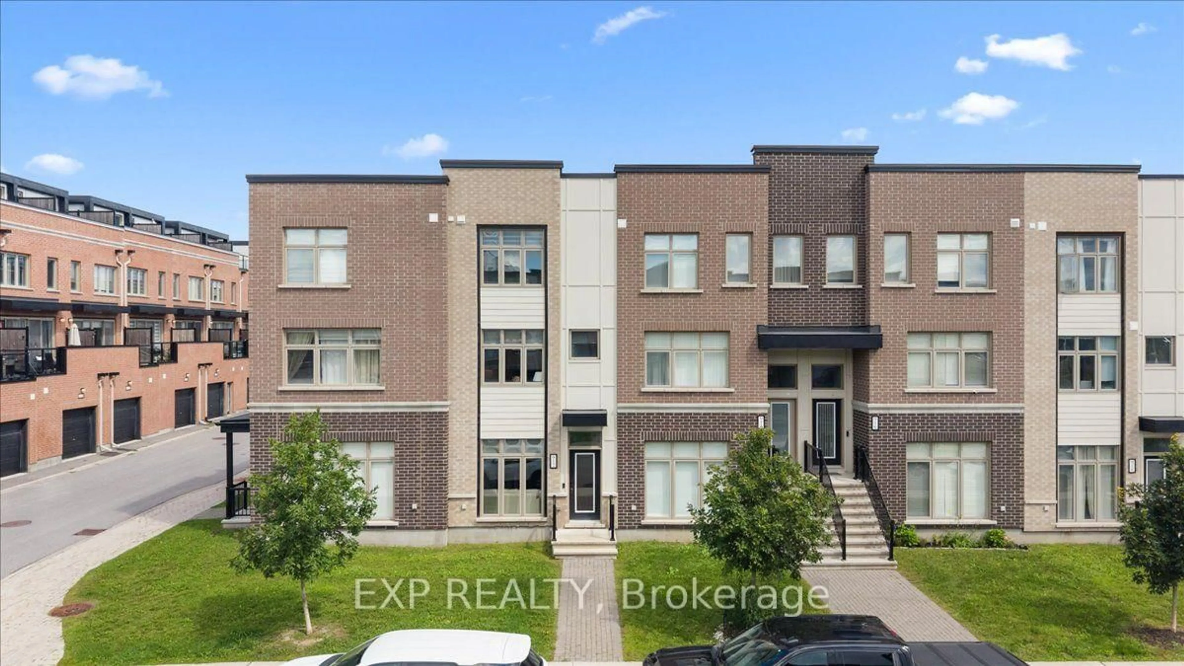Home with brick exterior material, building for 912 Moses Tennisco St, Ottawa Ontario K1K 4Z8