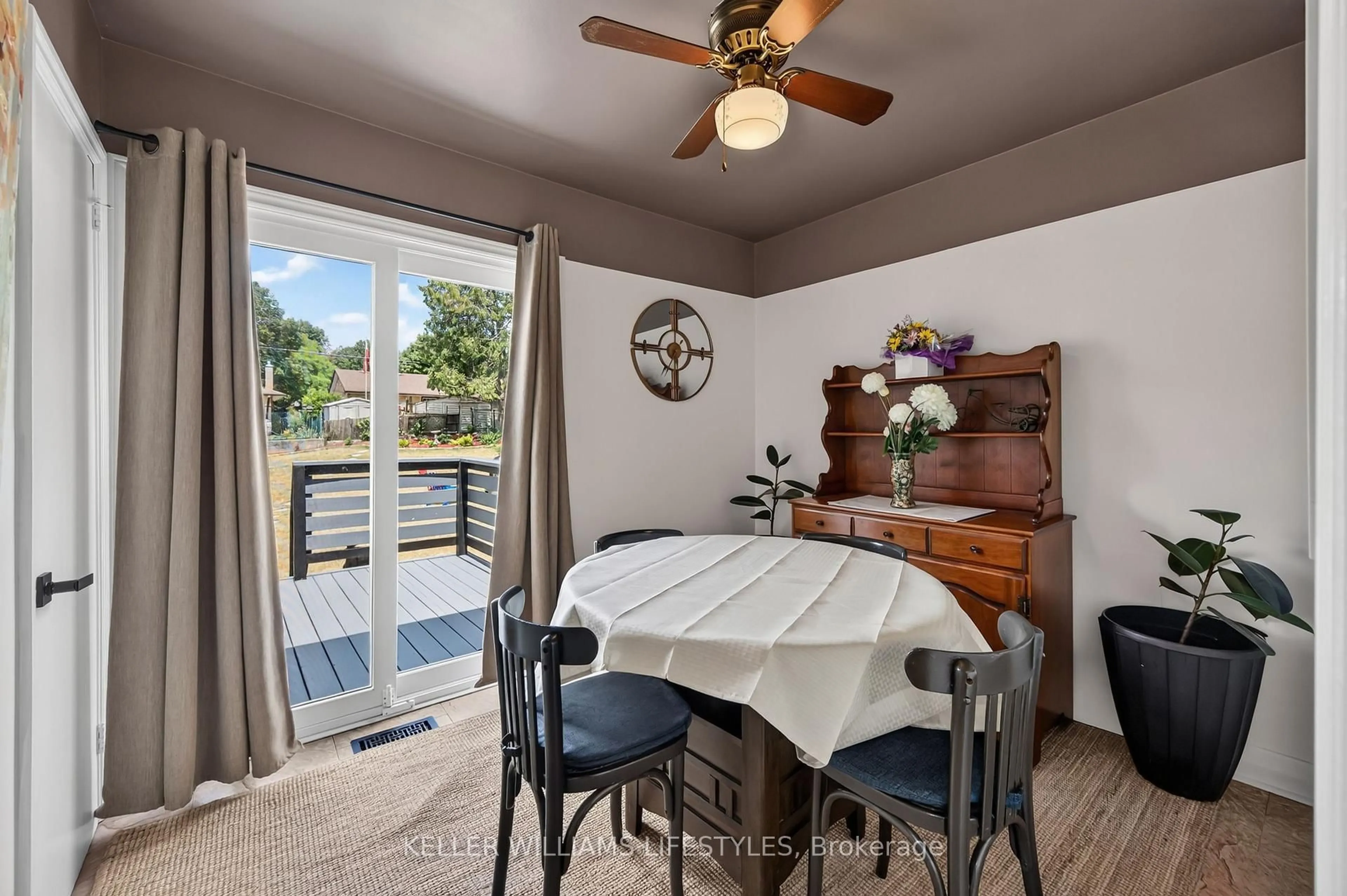 Dining room, unknown for 40 Magee St, London East Ontario N5W 1C7