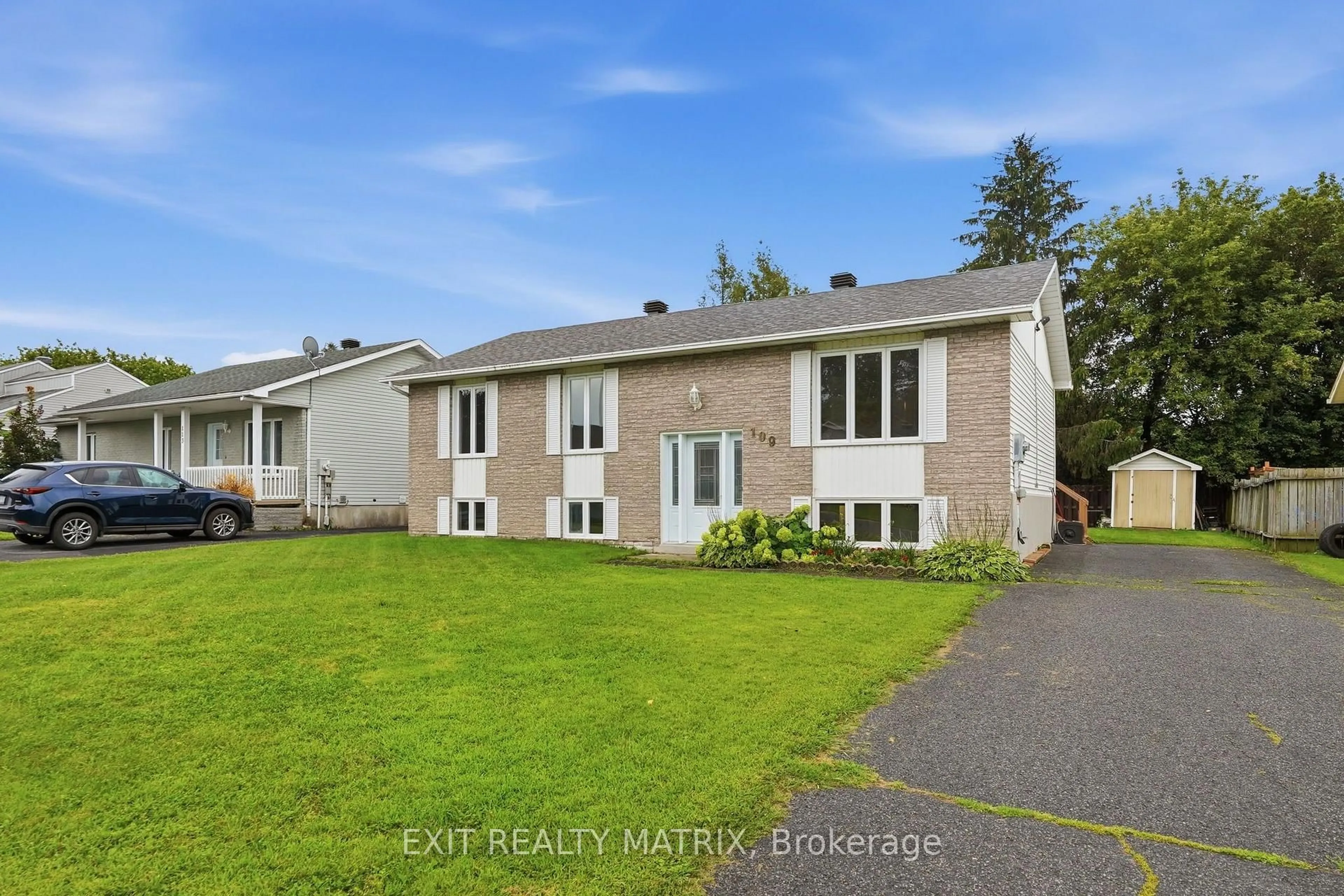 A pic from outside/outdoor area/front of a property/back of a property/a pic from drone, street for 109 Oswald St, Champlain Ontario K0B 1R0