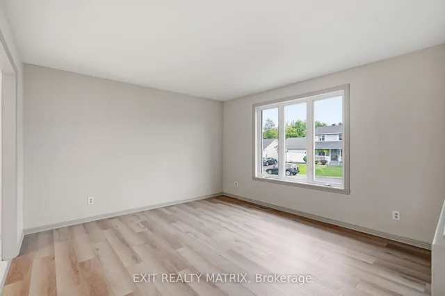 109 Oswald St, Champlain 5