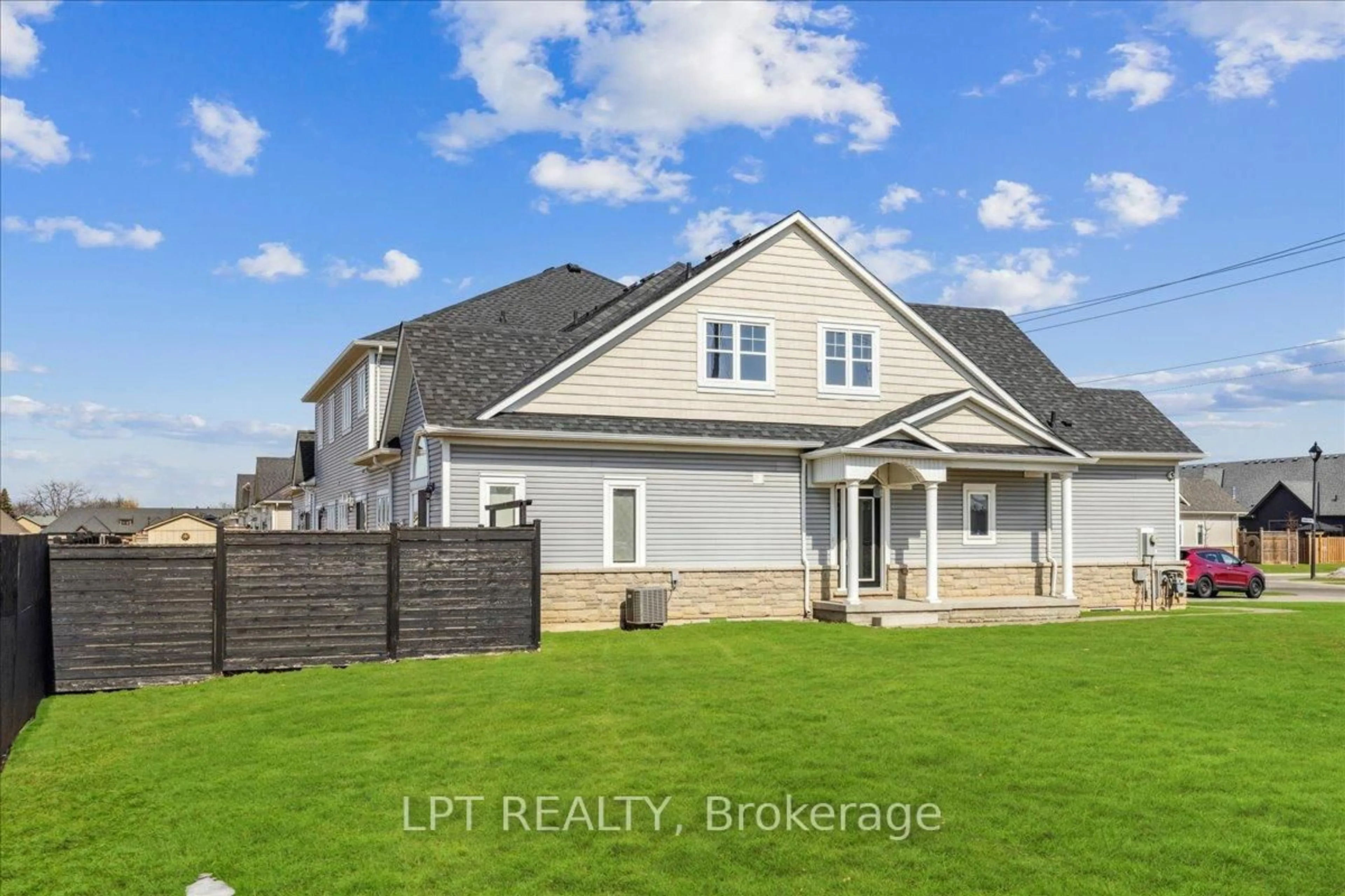 A pic from outside/outdoor area/front of a property/back of a property/a pic from drone, water/lake/river/ocean view for 1 Dorchester Blvd, St. Catharines Ontario L2M 0B8