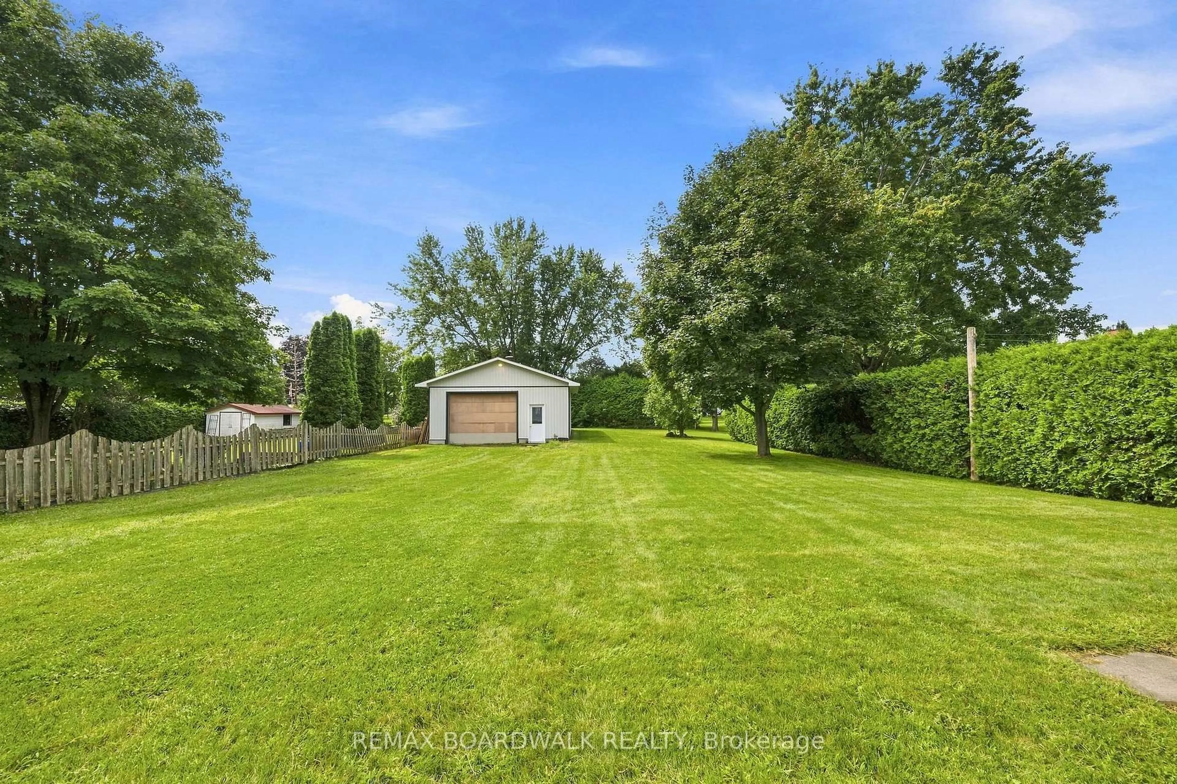 A pic from outside/outdoor area/front of a property/back of a property/a pic from drone, water/lake/river/ocean view for 21 Maitland St, Richmond Ontario K0A 2Z0