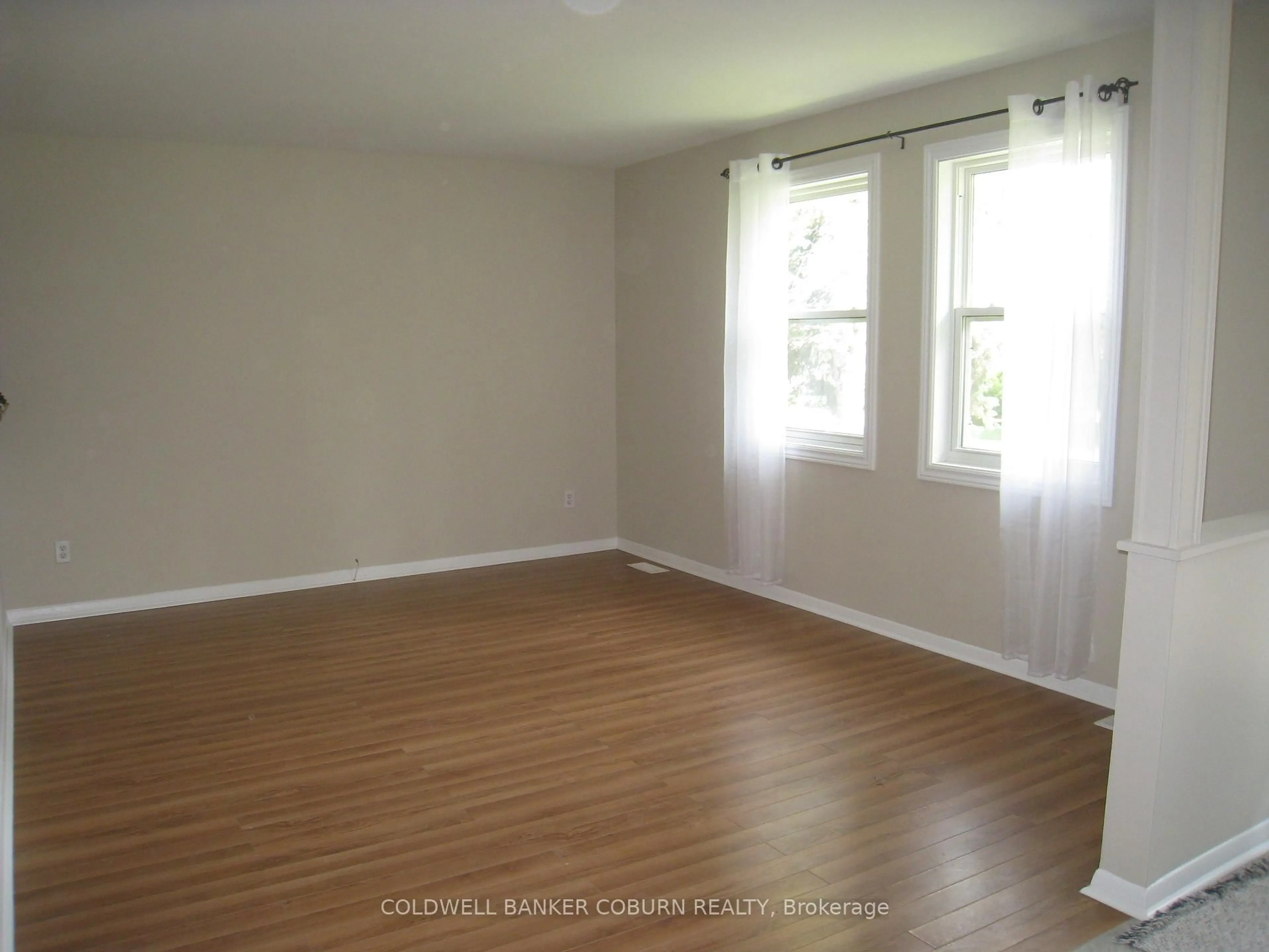 A pic of a room for 13 Queen St, North Grenville Ontario K0G 1J0