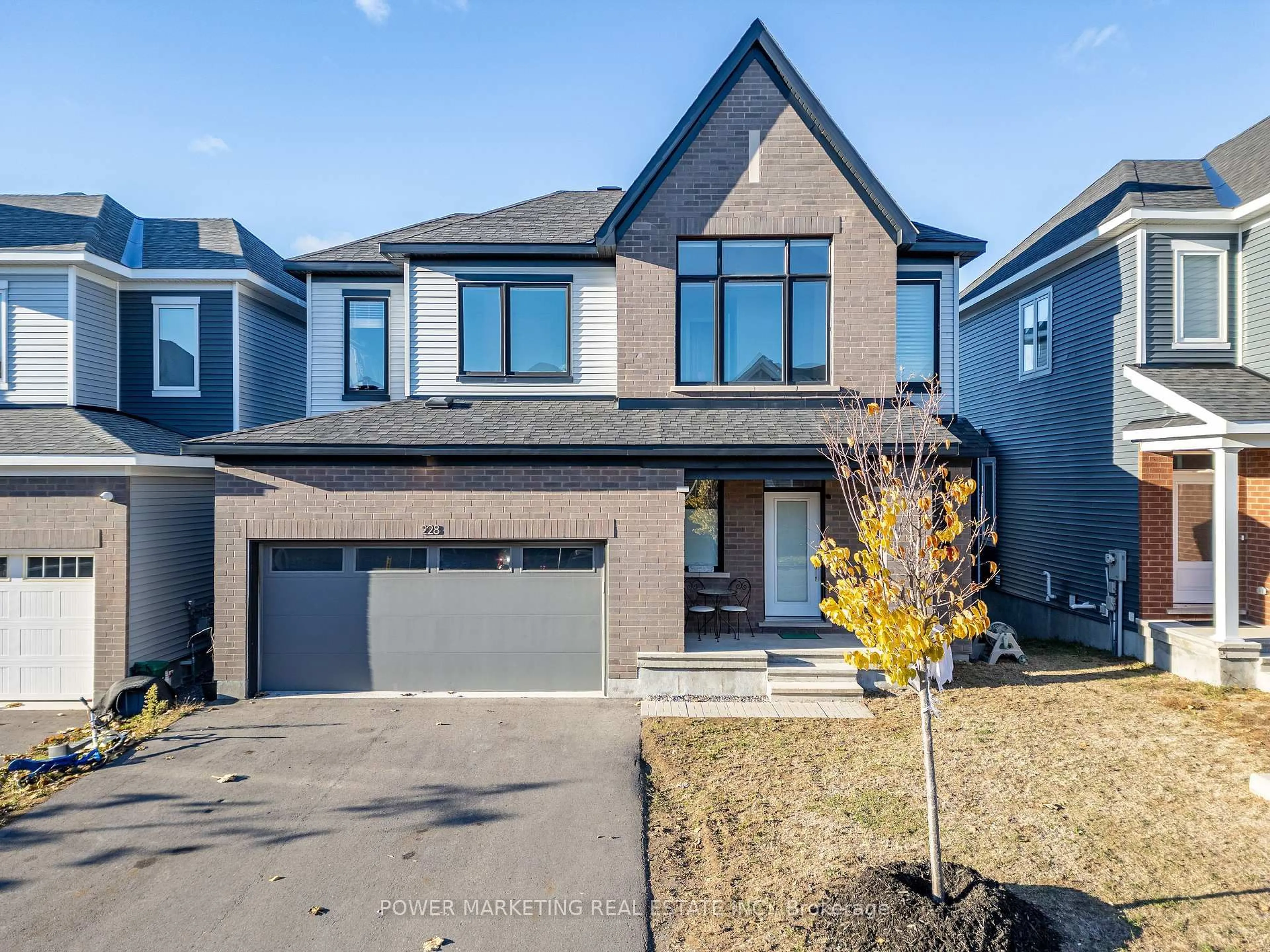 Home with brick exterior material, street for 228 Appalachian Circ, Ottawa Ontario K2J 6X4