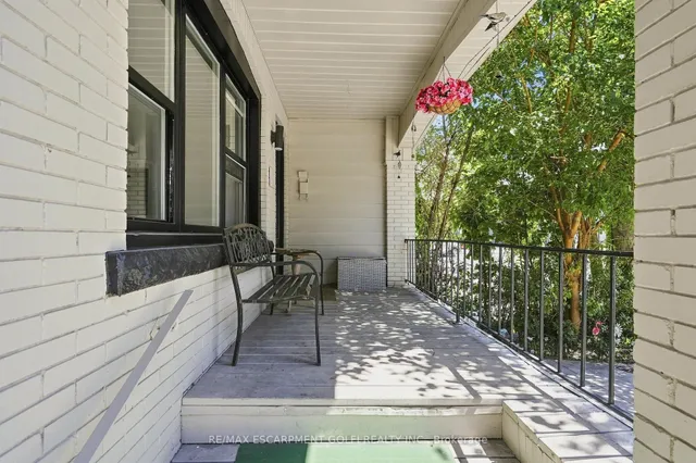 463 Dunsmure Ave, Hamilton 3