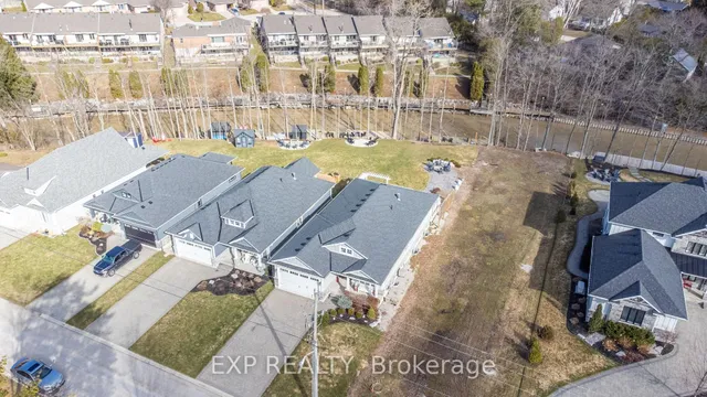 89 Gill Rd, Lambton Shores 2