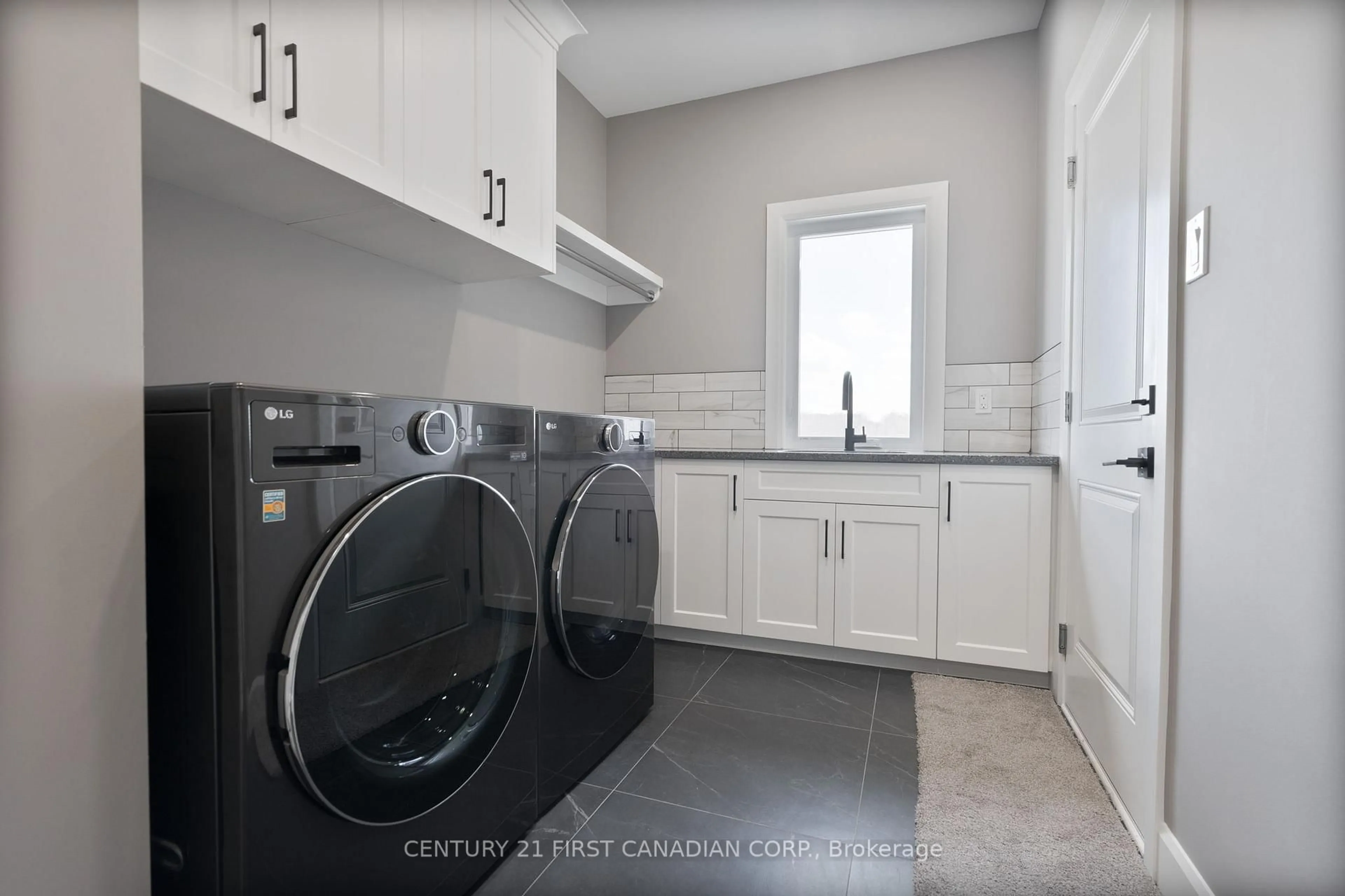 Laundry room for 110 Sheldabren St, North Middlesex Ontario N0M 1A0