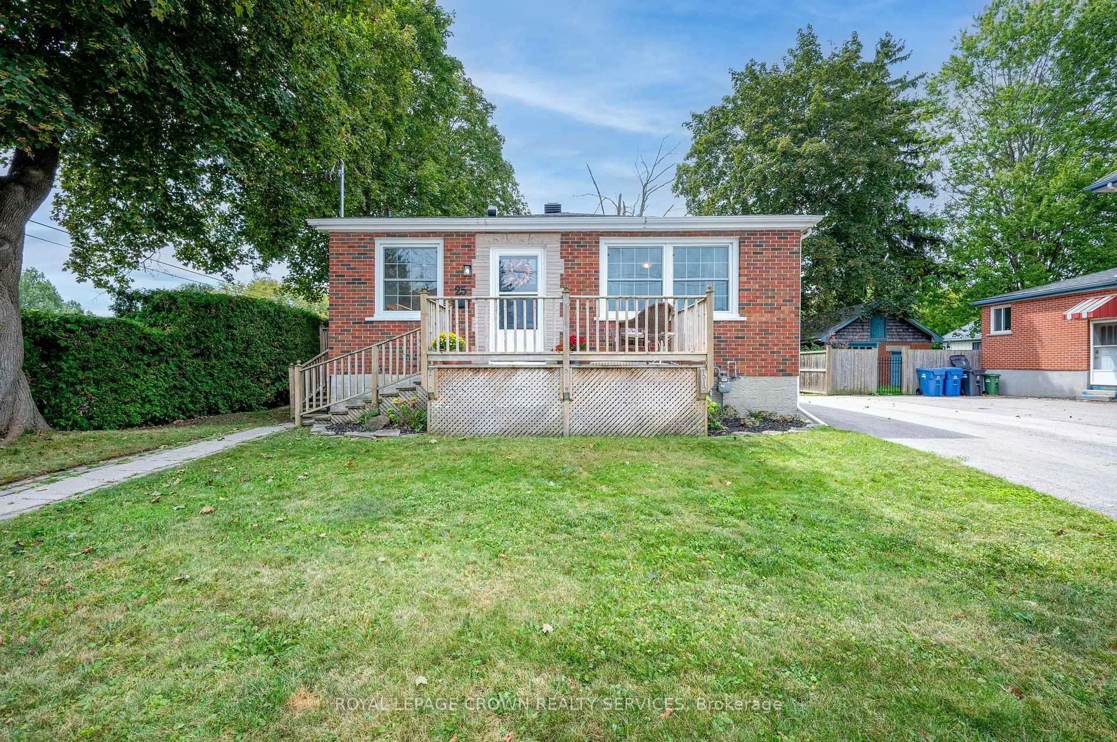 Home with brick exterior material, street for 25 Morris St, Guelph Ontario N1E 5M1