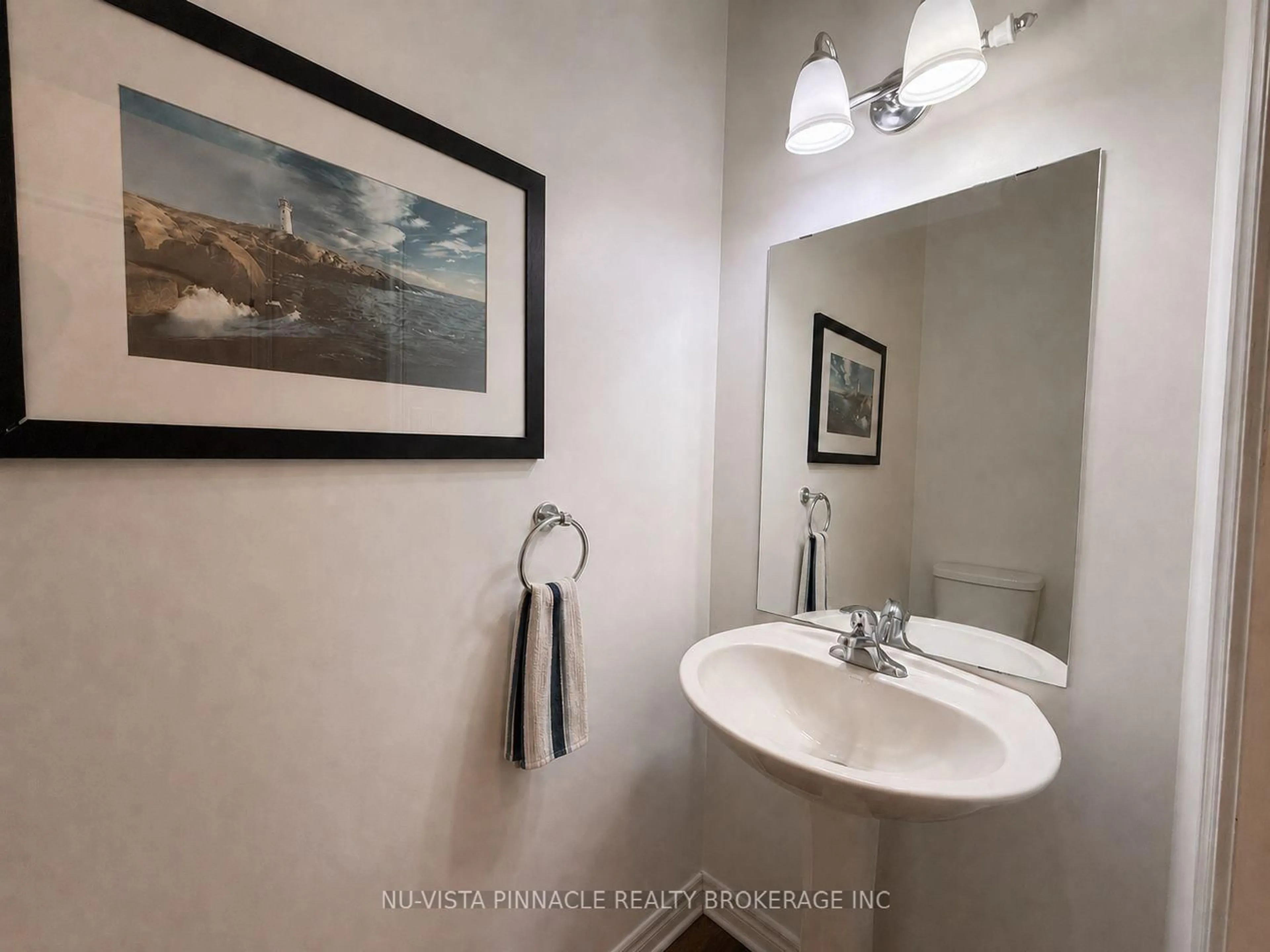 Standard bathroom, ceramic/tile floor for 378 Whisker St, London North Ontario N5X 4L3