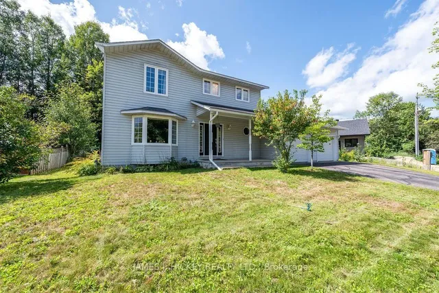 4 Banting Dr, Deep River 2