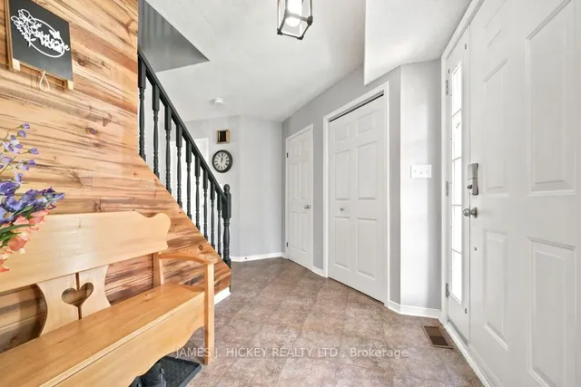 4 Banting Dr, Deep River 5
