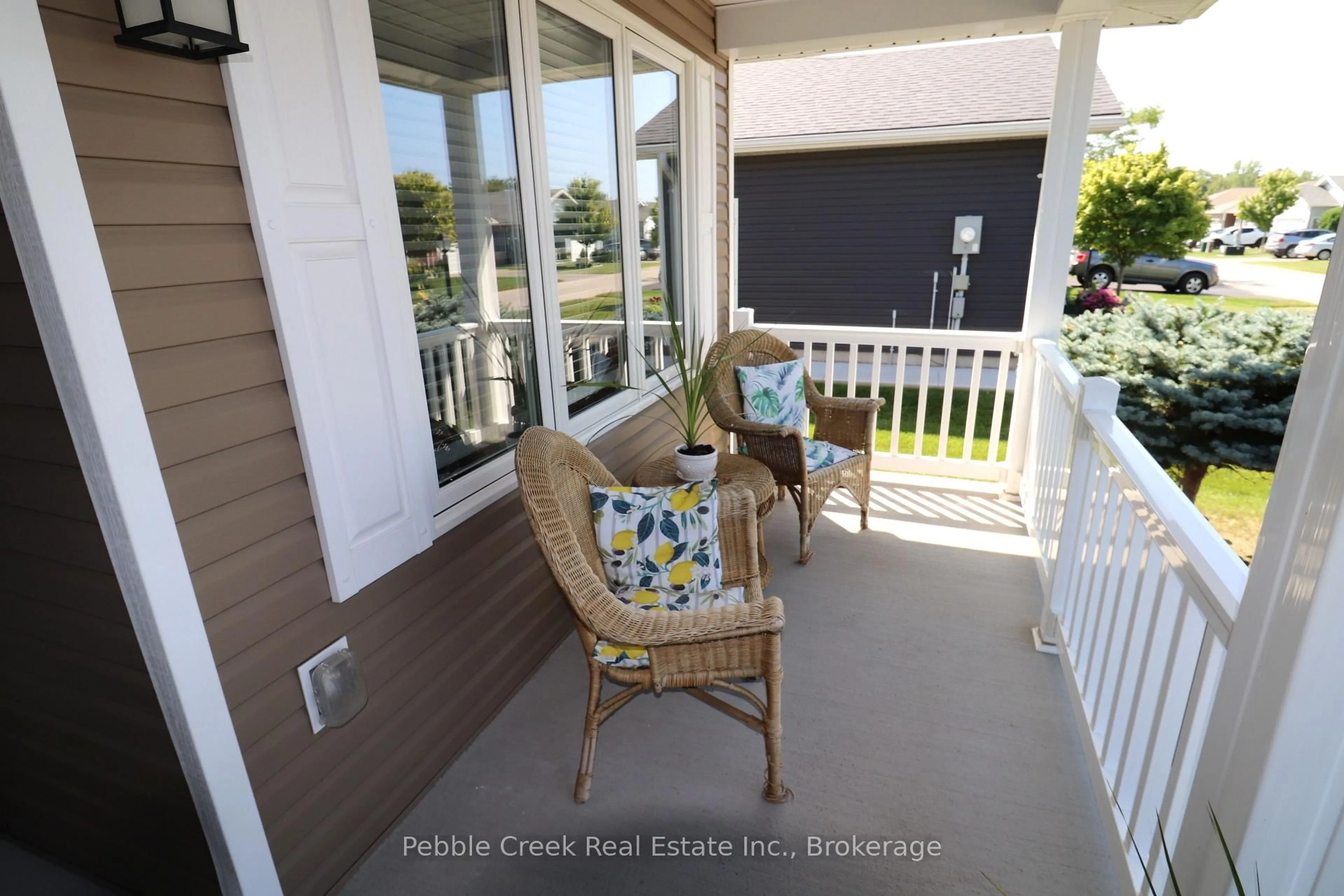 Patio, water/lake/river/ocean view for 20 Huron Heights Dr, Ashfield-Colborne-Wawanosh Ontario N7A 0B1