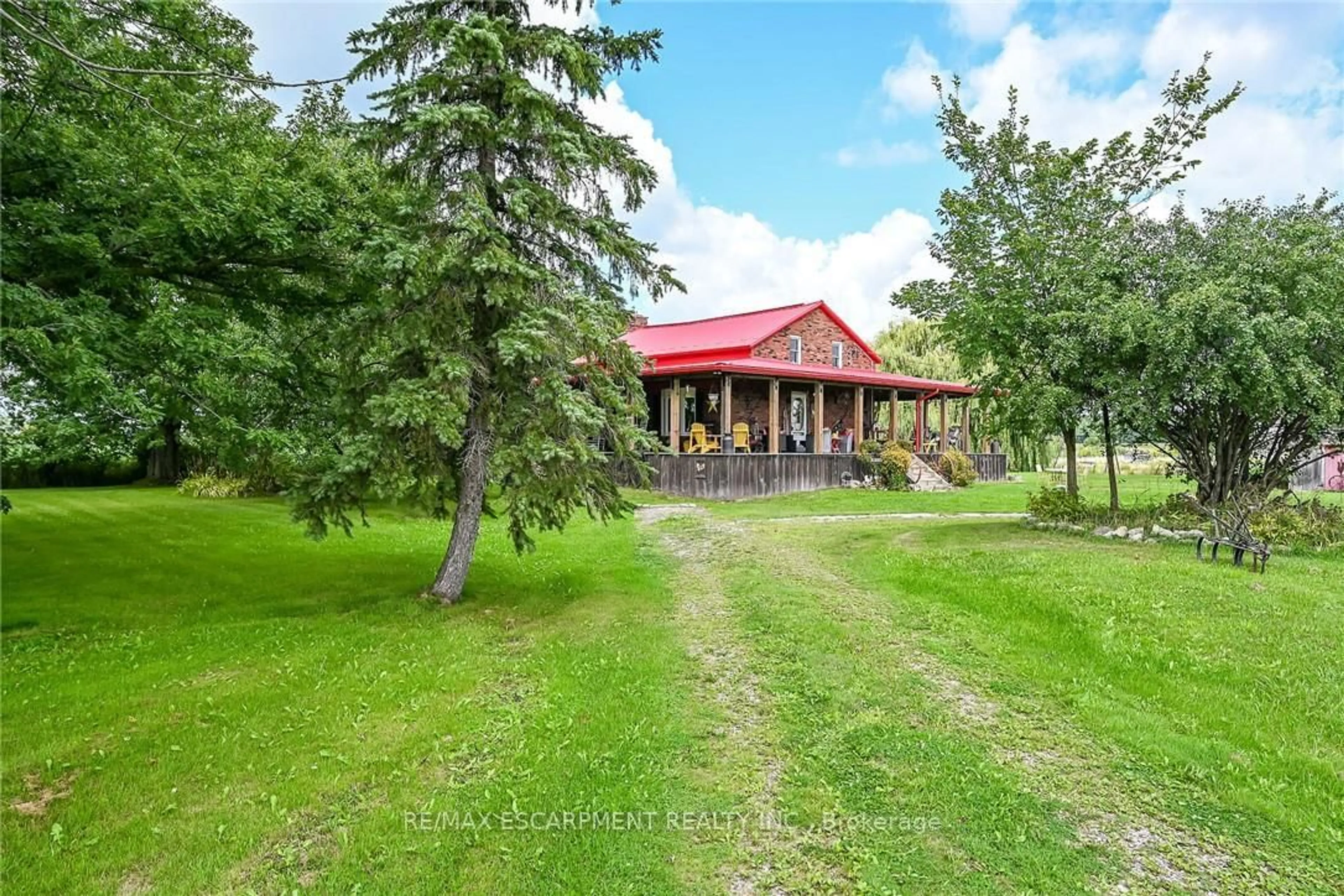 A pic from outside/outdoor area/front of a property/back of a property/a pic from drone, unknown for 615 Conc Rd 6, Haldimand Ontario N0A 1G0