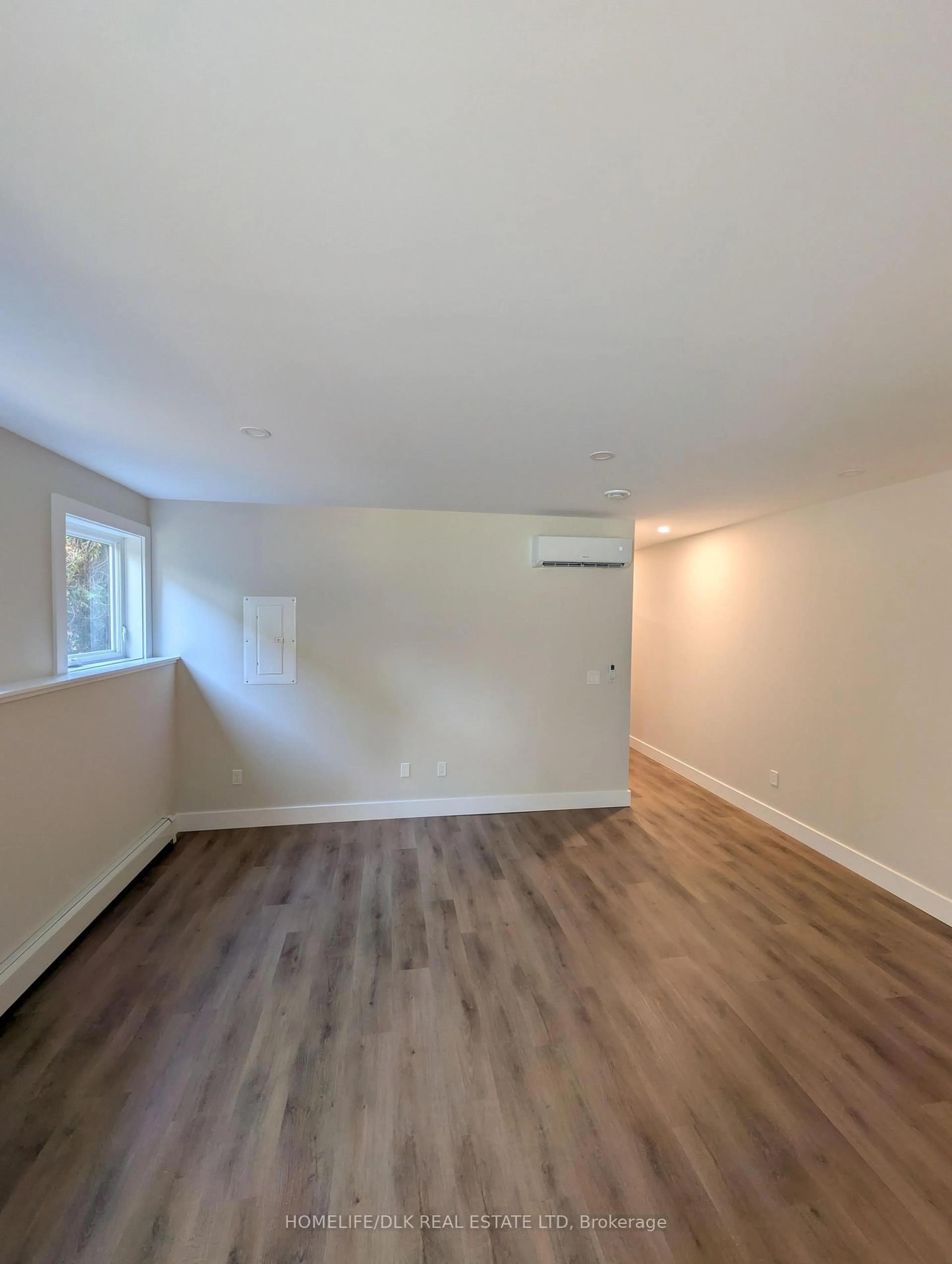 A pic of a room for 12 Scace Ave, Brockville Ontario K6V 2A4