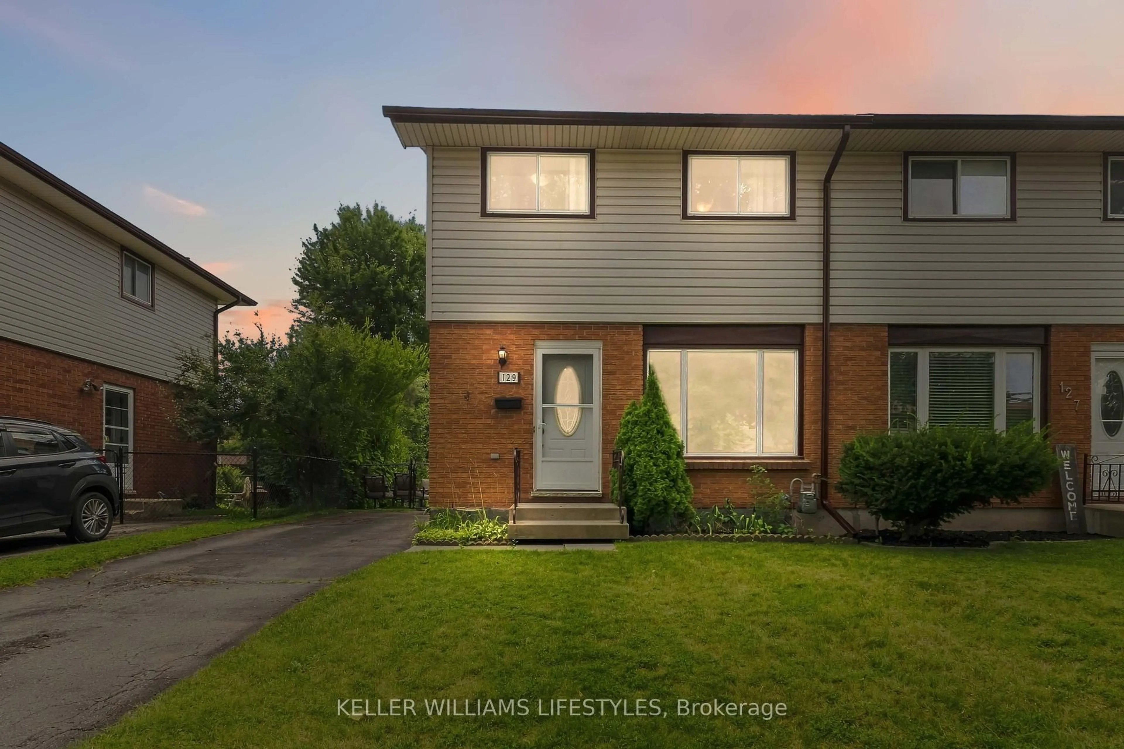 Home with vinyl exterior material, street for 129 Culver Cres, London East Ontario N5V 3G6