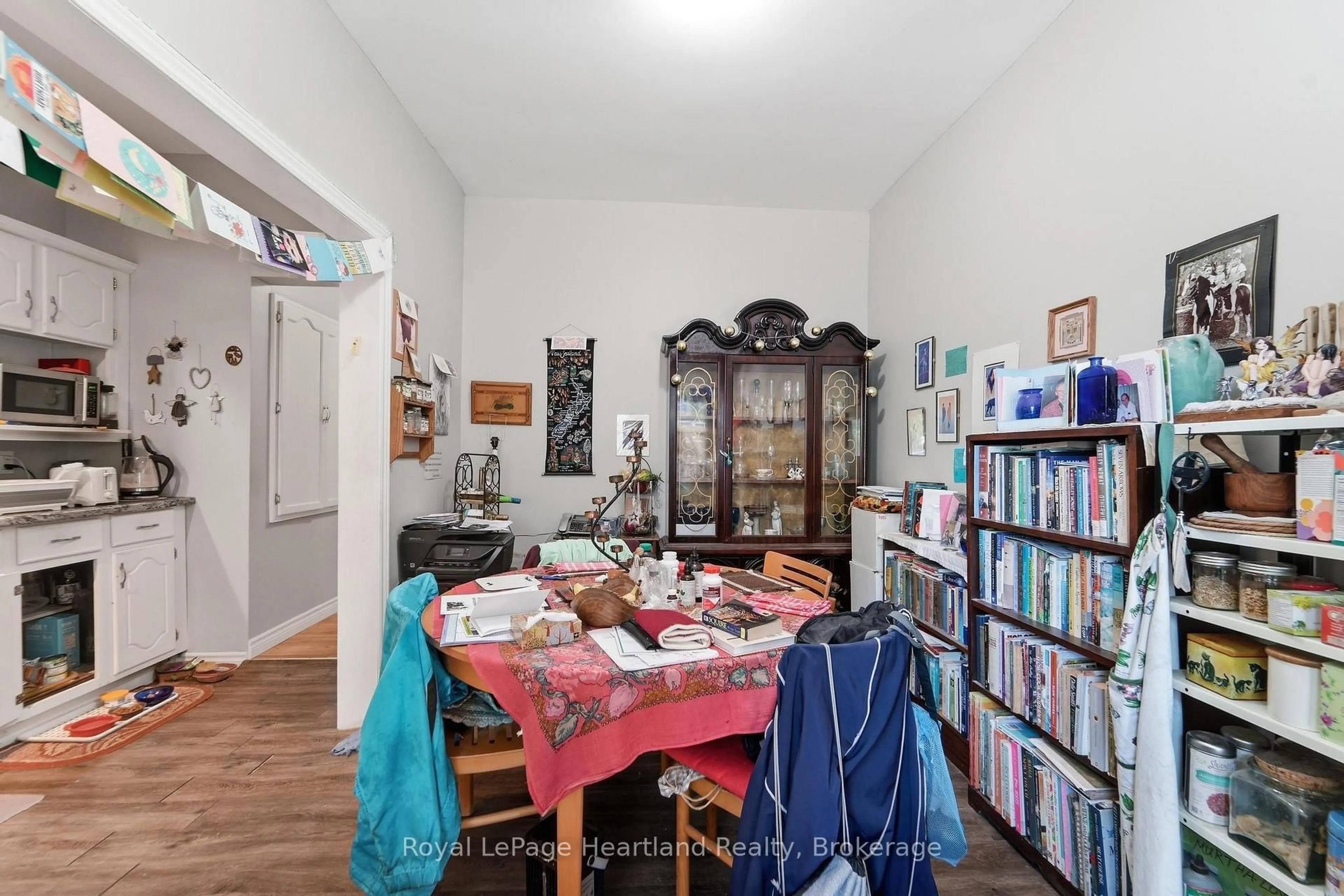 Dining room, unknown for 132 Queen St, Central Huron Ontario N0M 1L0