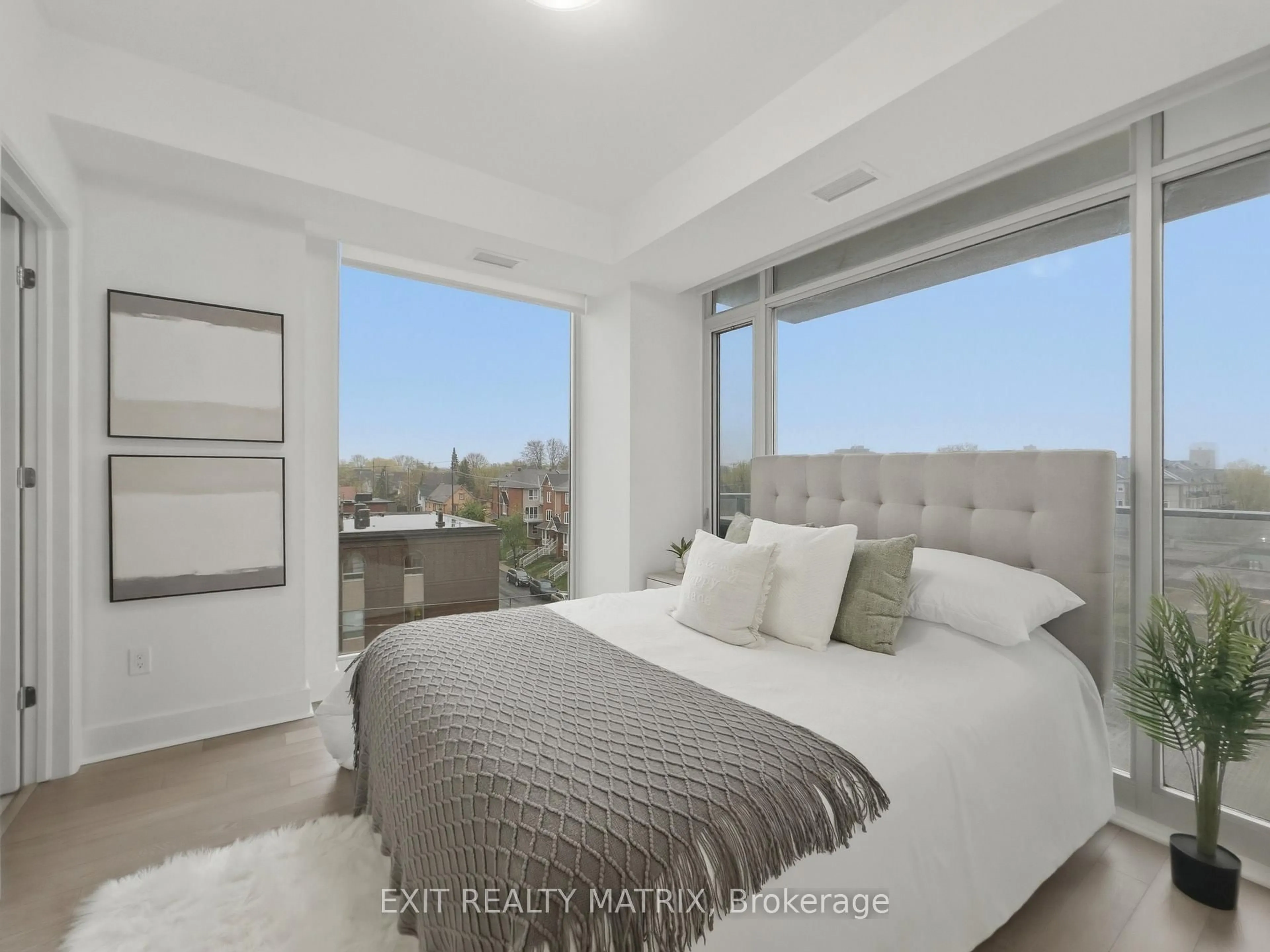 Bedroom with bed, unknown for 255 Bay St #513, Ottawa Ontario K1R 0C5