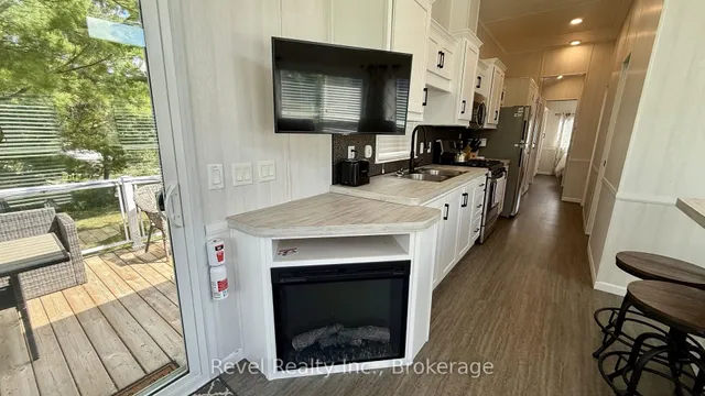 657 Thunder Bridge Rd #CV082, Kawartha Lakes 3