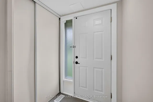 2998 Fairlea Cres, Ottawa 3