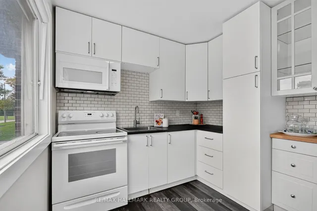 2998 Fairlea Cres, Ottawa 5
