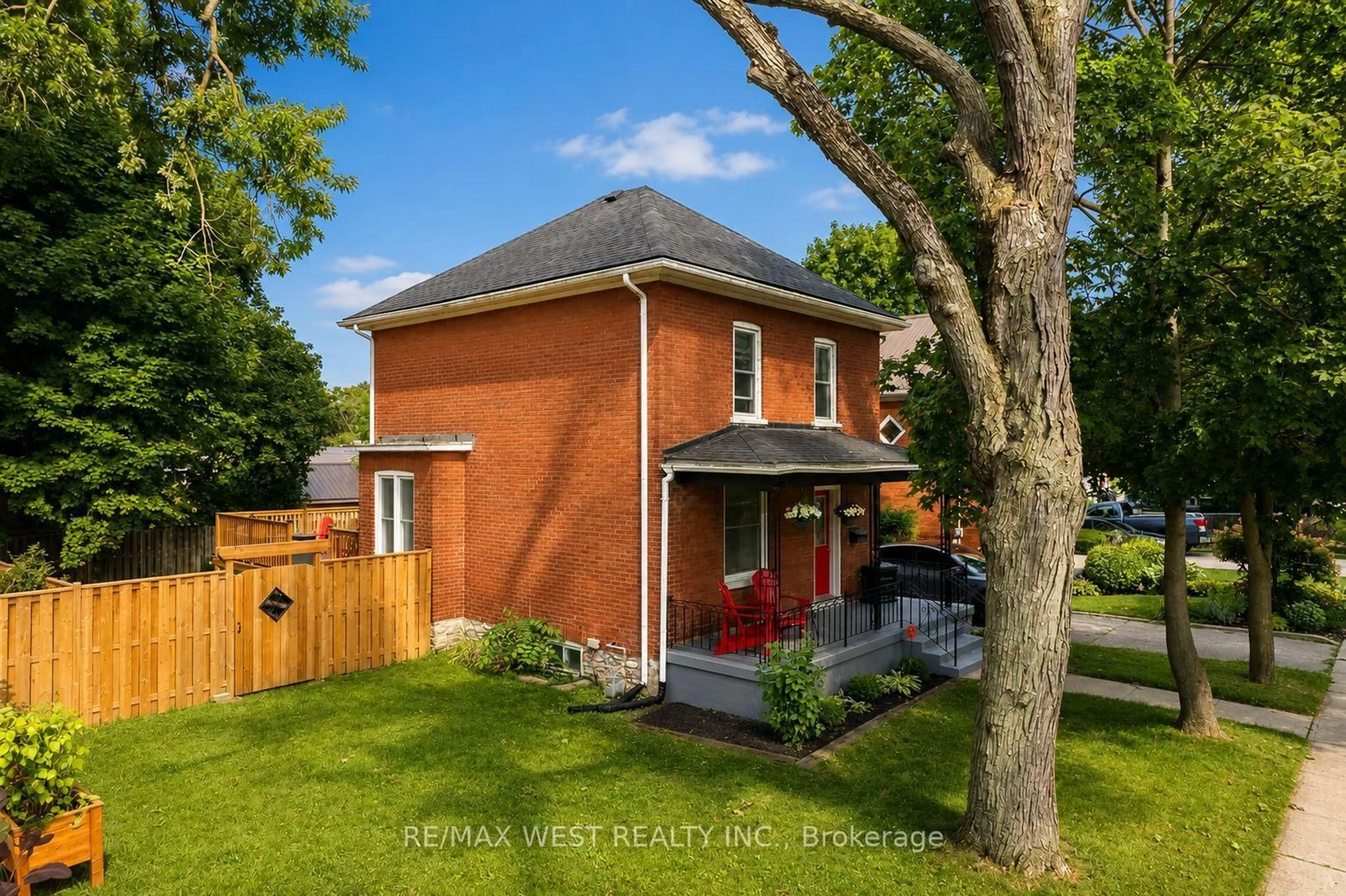Home with brick exterior material, street for 217 HEXAM St, Cambridge Ontario N3H 4A3