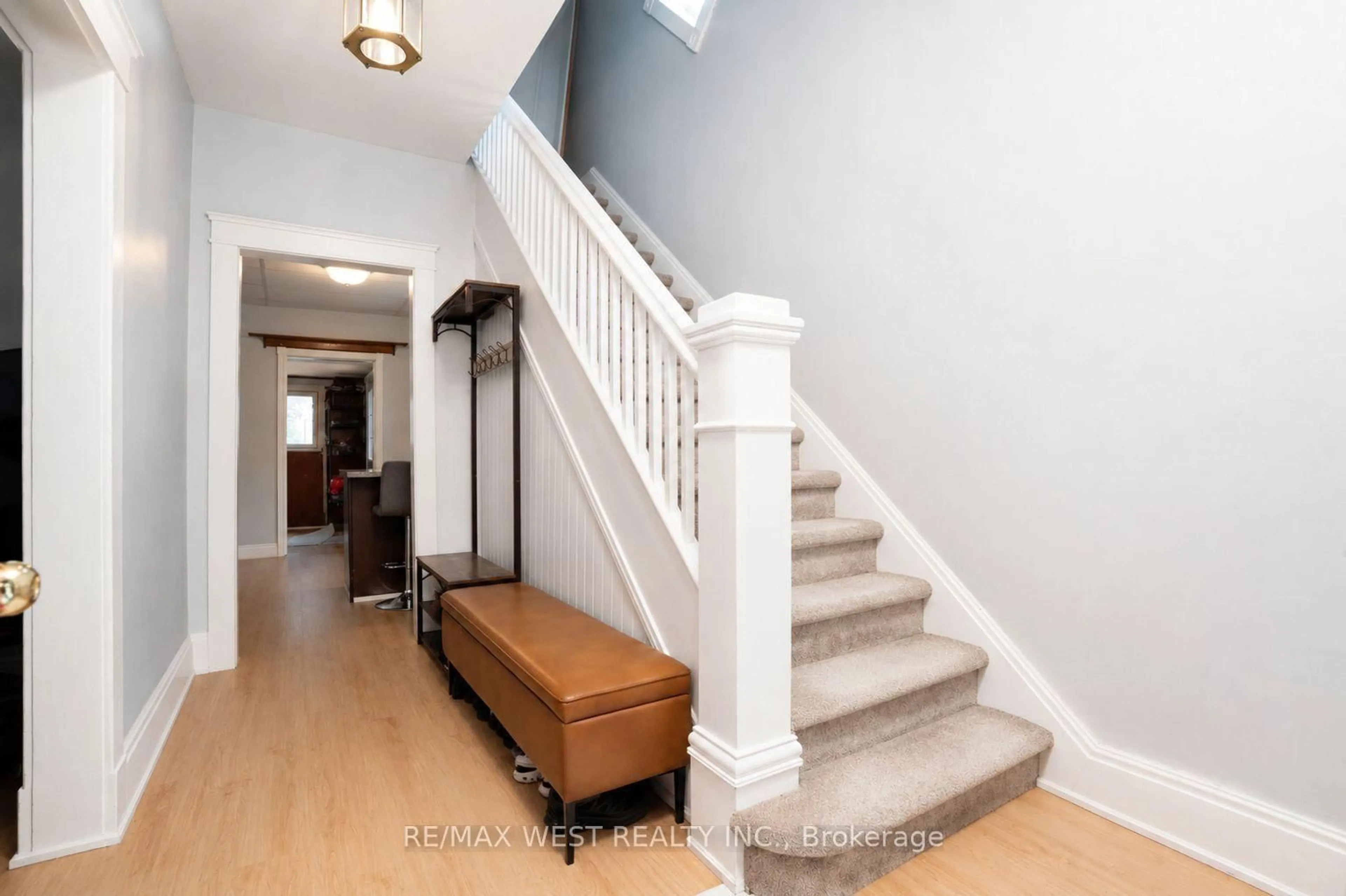 Indoor entryway for 217 HEXAM St, Cambridge Ontario N3H 4A3