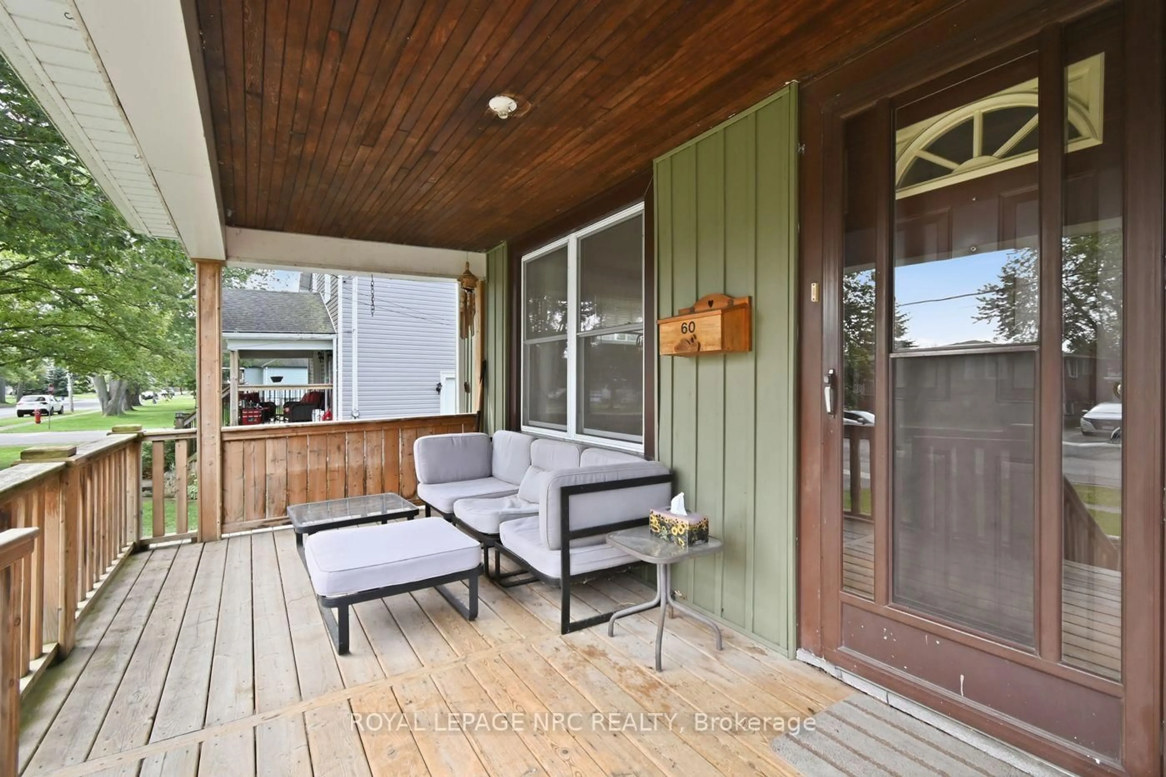 Patio, street for 60 Forest Ave, Port Colborne Ontario L3K 5E4
