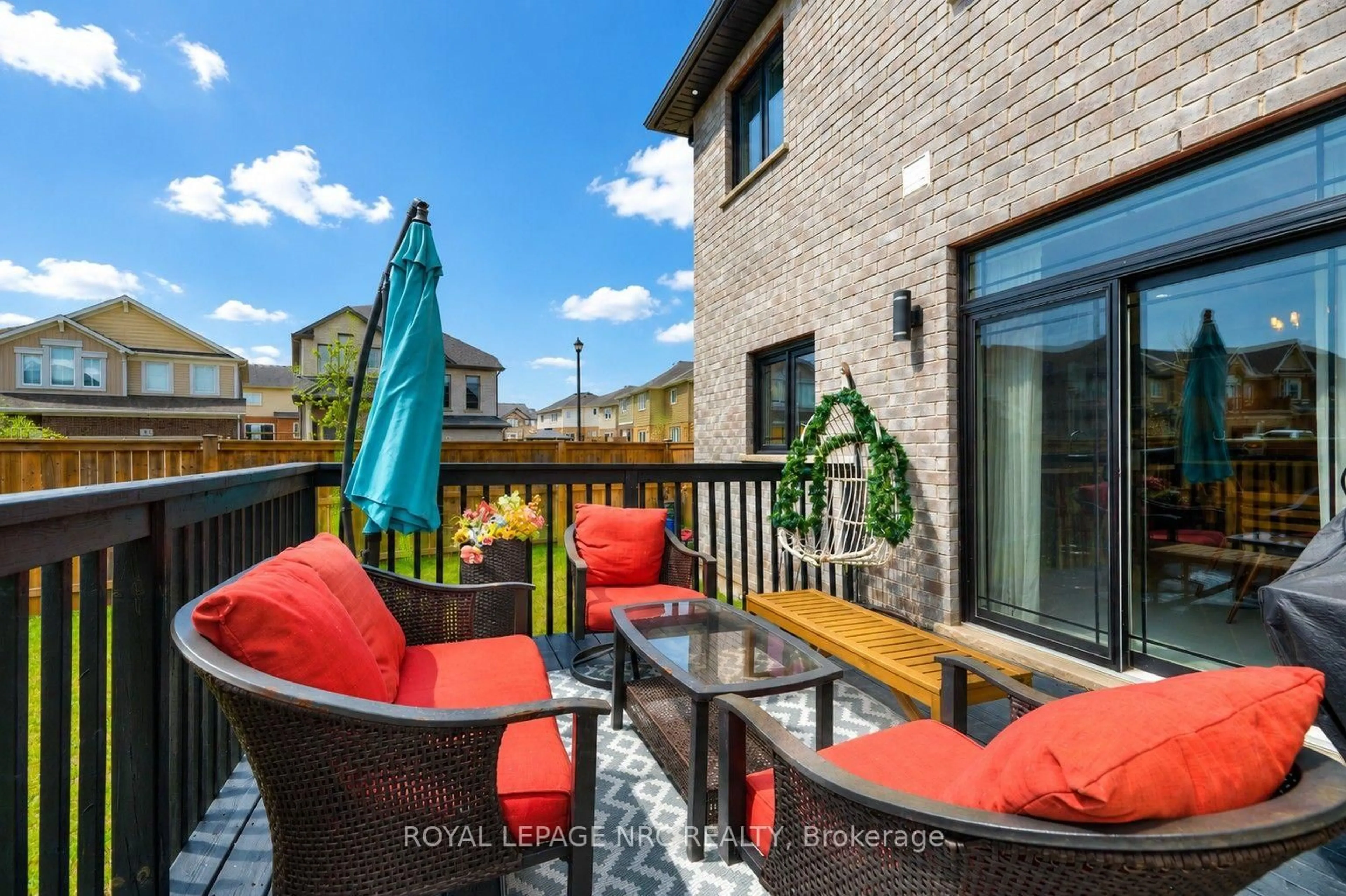Patio, unknown for 31 Bergenstein Cres, Pelham Ontario L3E 0A3