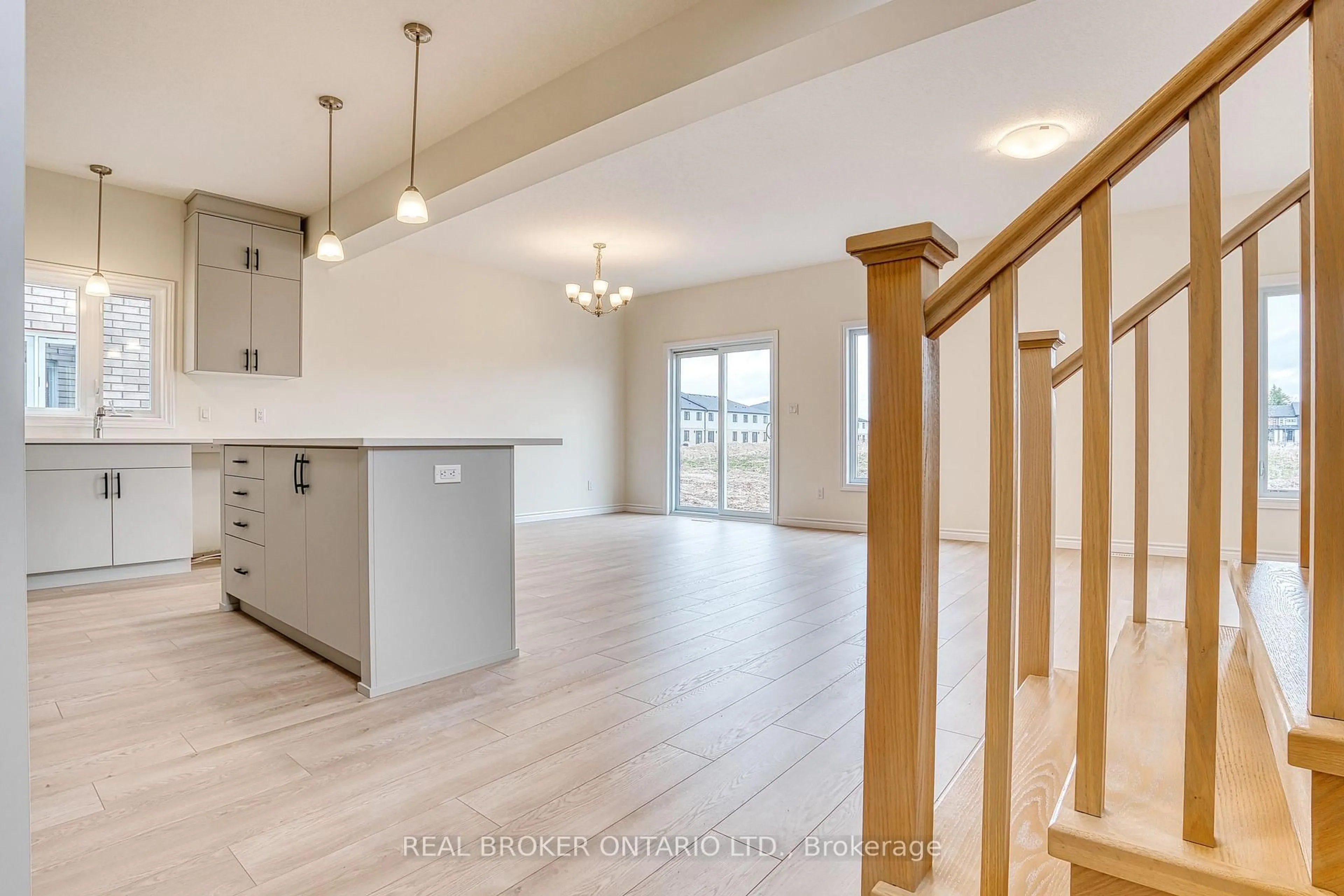 Open concept kitchen, unknown for 46 FORD Dr, Stratford Ontario N5A 0L3