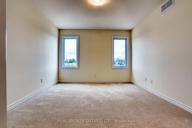 46 FORD Dr, Stratford 4