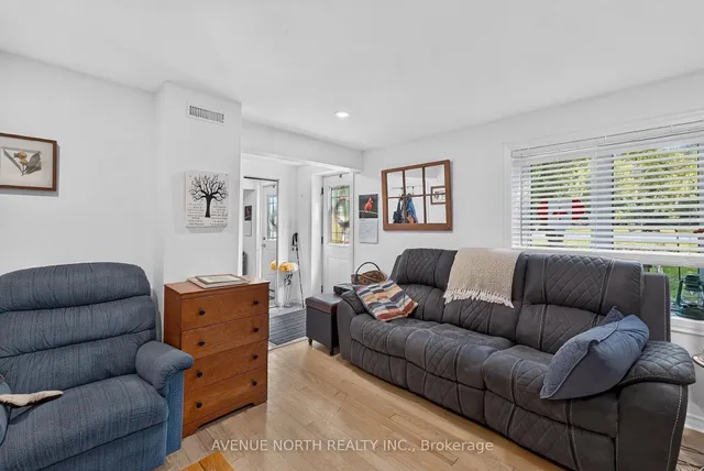 2941 Old Montreal Rd, Ottawa 5