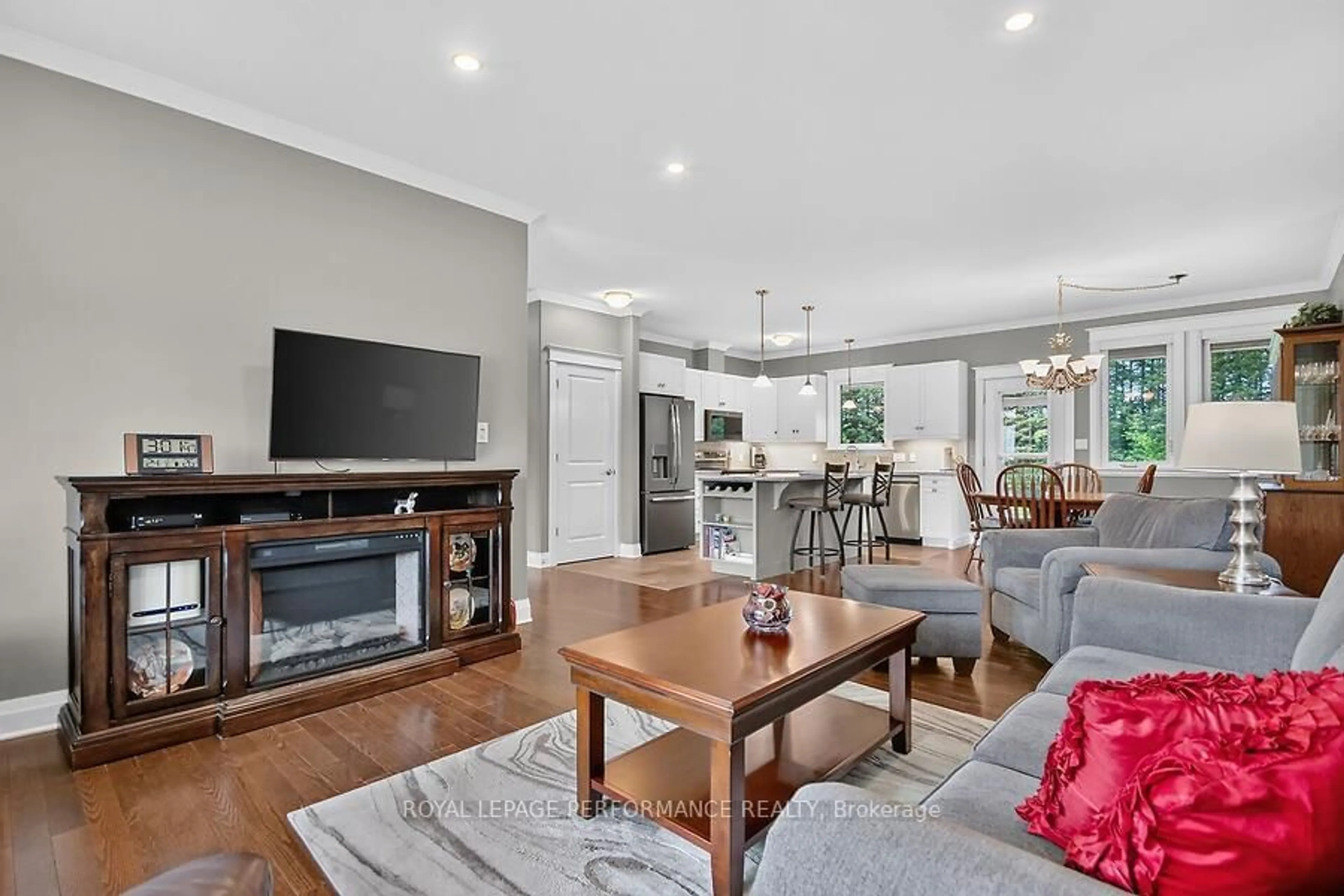 Living room with furniture, unknown for 118 Stirling Cres, North Grenville Ontario K0G 1J0