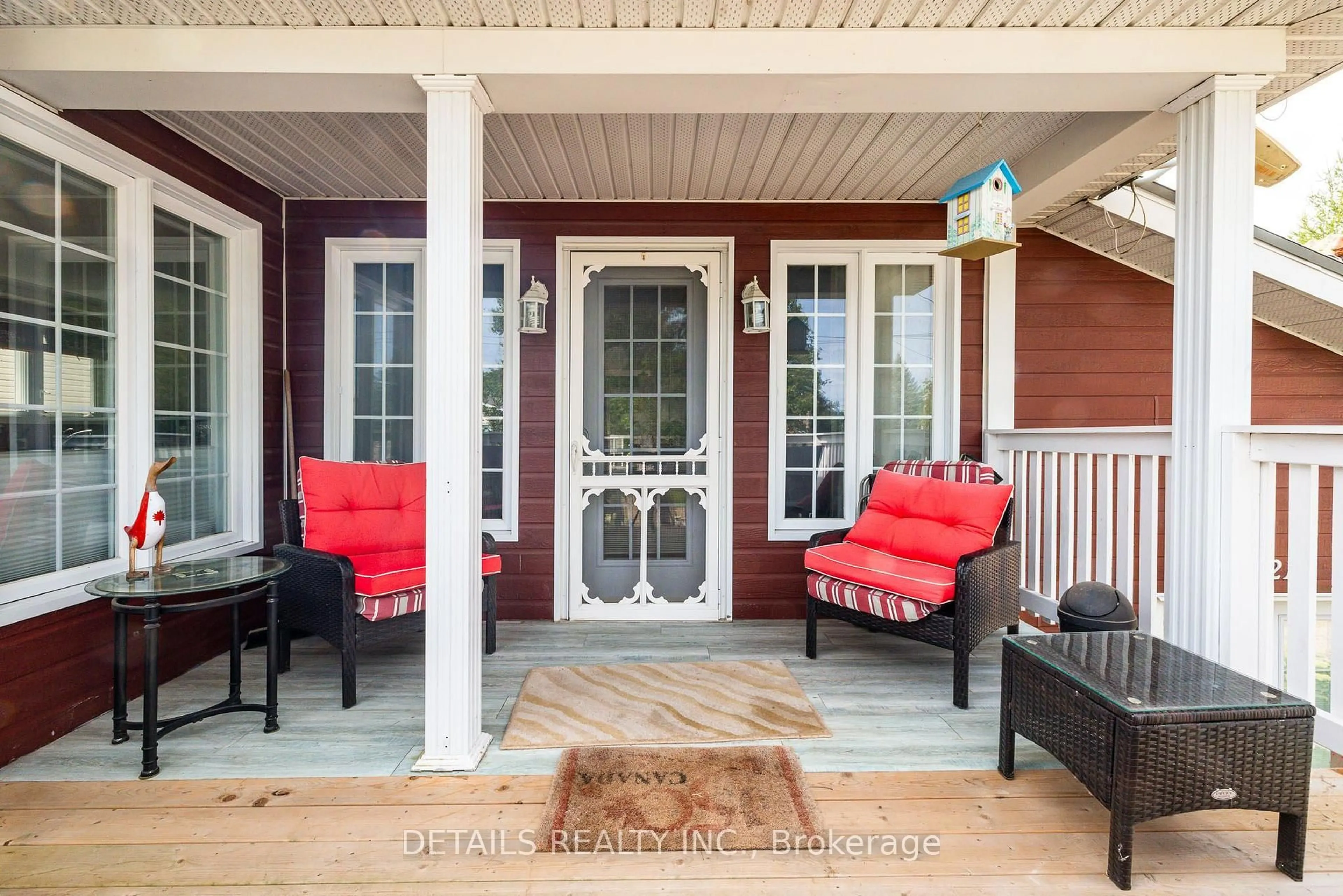 Patio, street for 212 Wellington St, Merrickville-Wolford Ontario K0G 1N0
