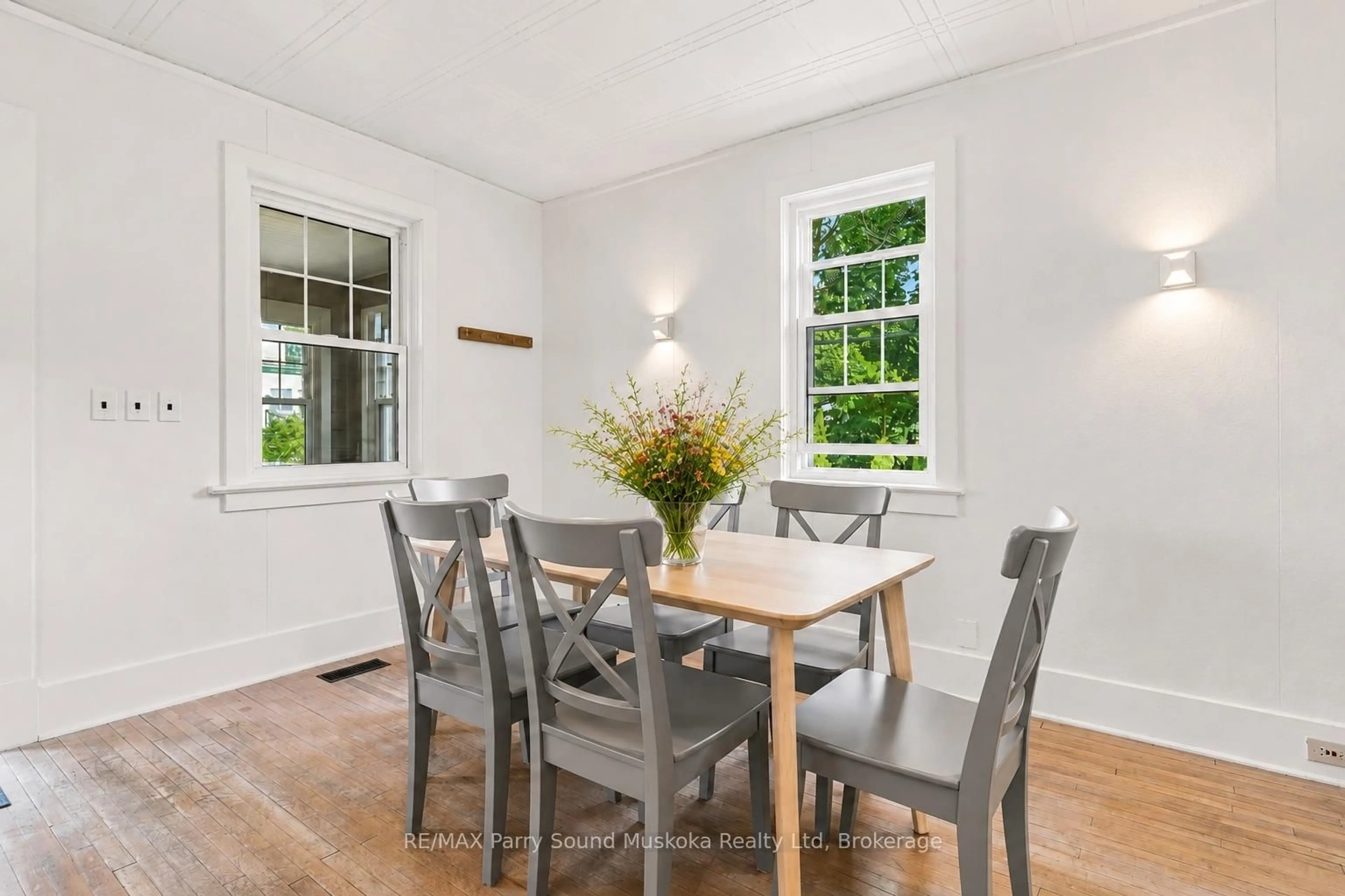 Dining room, unknown for 40 WAUBEEK St, Parry Sound Ontario P2A 1C2