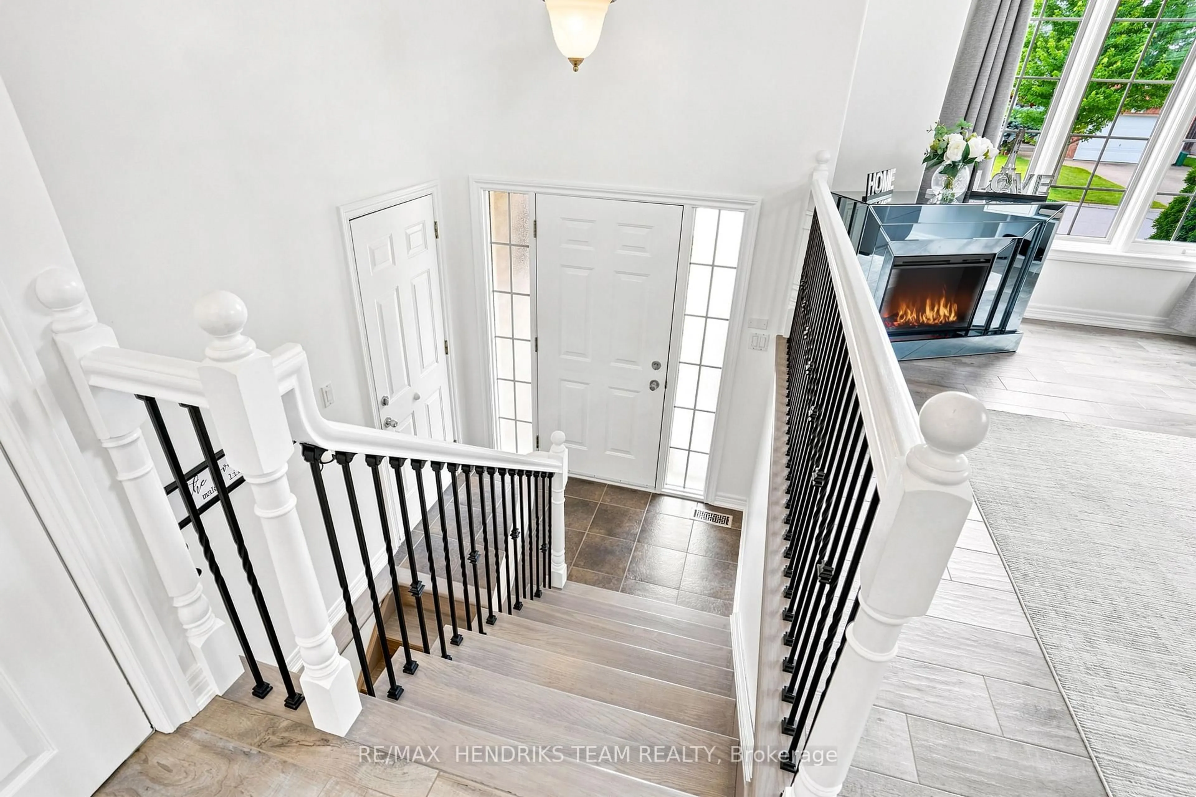 Unknown for 7032 Kelly Dr, Niagara Falls Ontario L2H 3J9