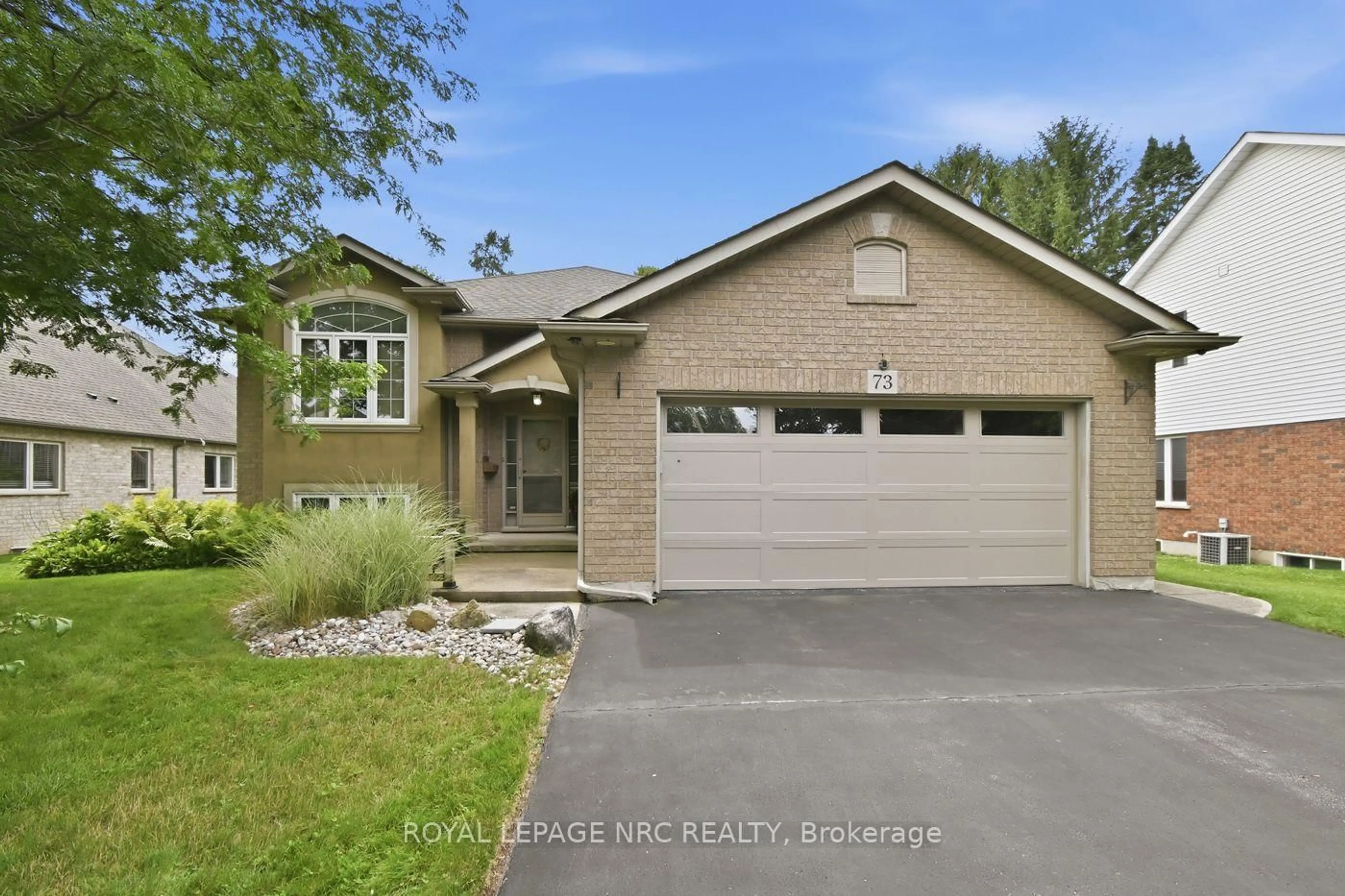 Home with brick exterior material, street for 73 Rolling Meadows Blvd, Pelham Ontario L3E 0N2