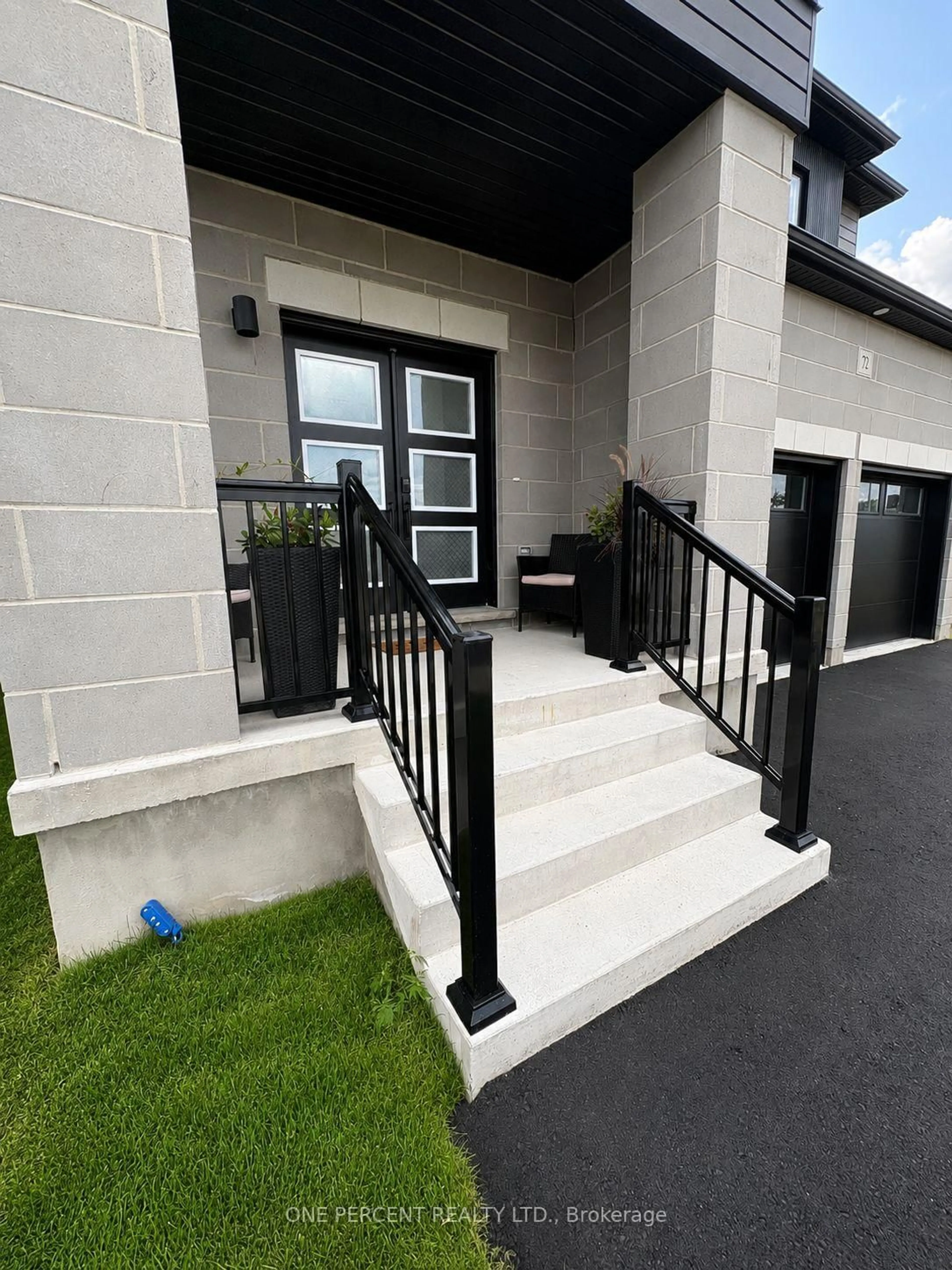 Unknown for 72 Dusenbury Dr, Bissett Creek Ontario K0H 2H0