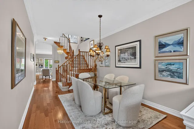 31 Sunvale Pl #8, Hamilton 4