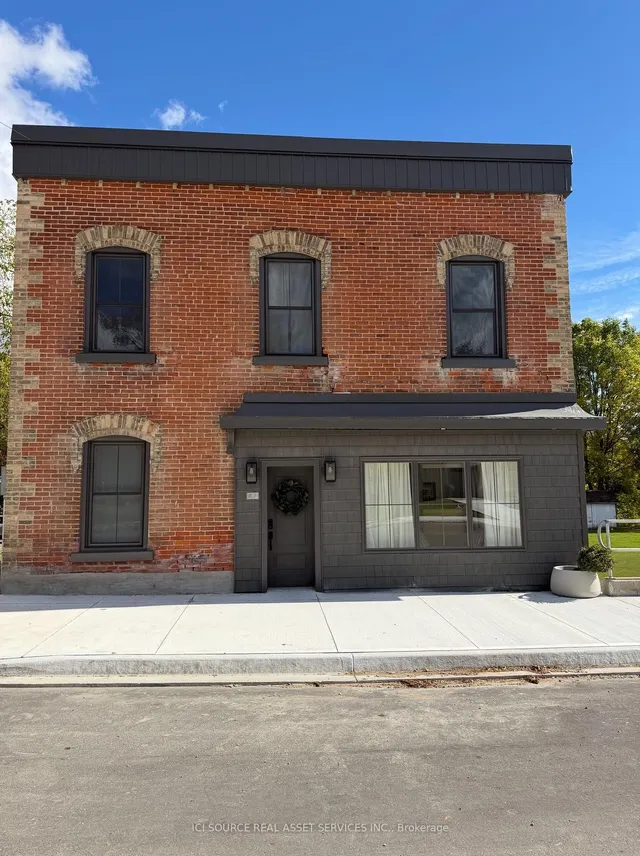 27 Arthur St, Minto 2