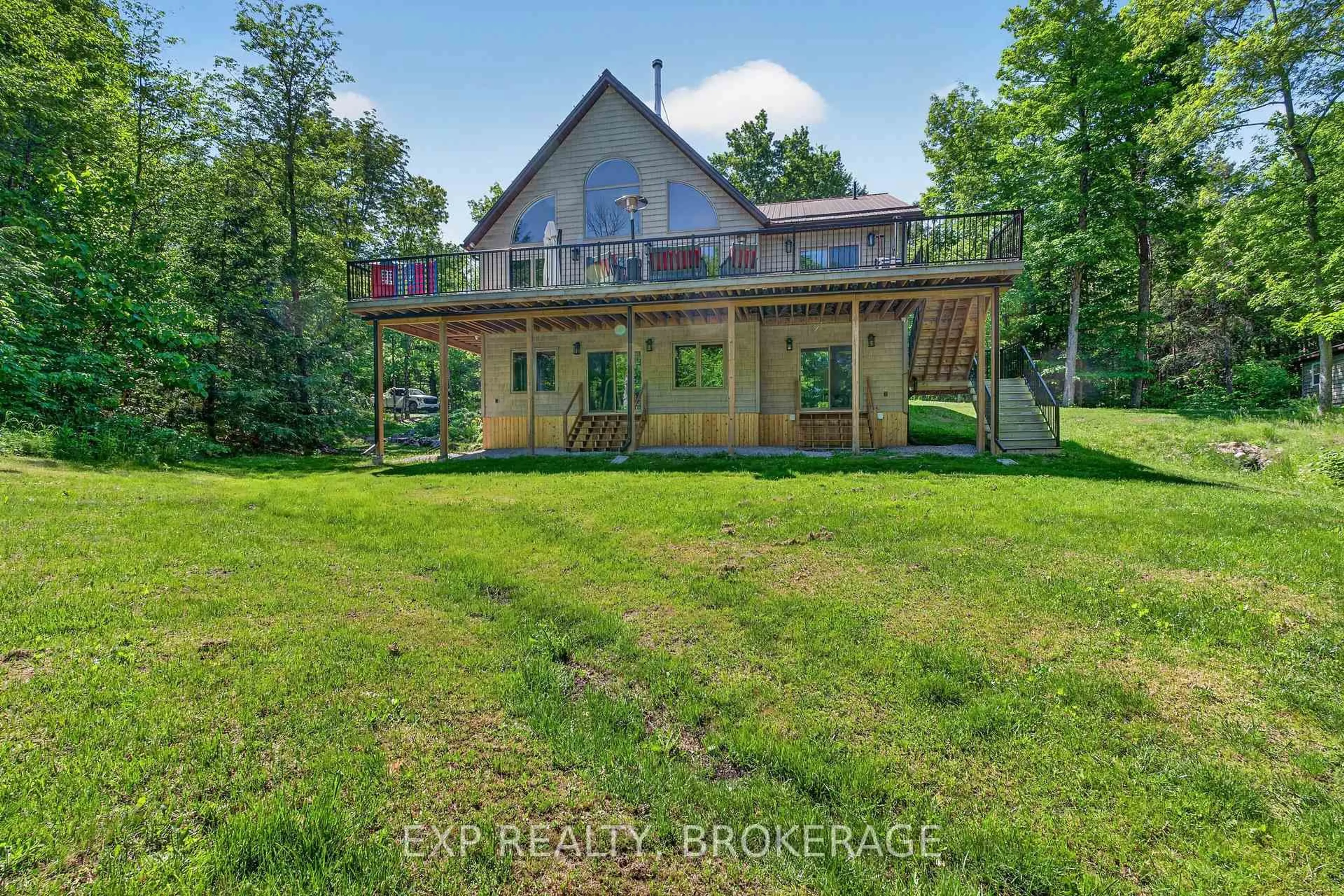 A pic from outside/outdoor area/front of a property/back of a property/a pic from drone, unknown for 1210 RICHARD BRANNIGAN Tr, Godfrey Ontario K0H 1T0