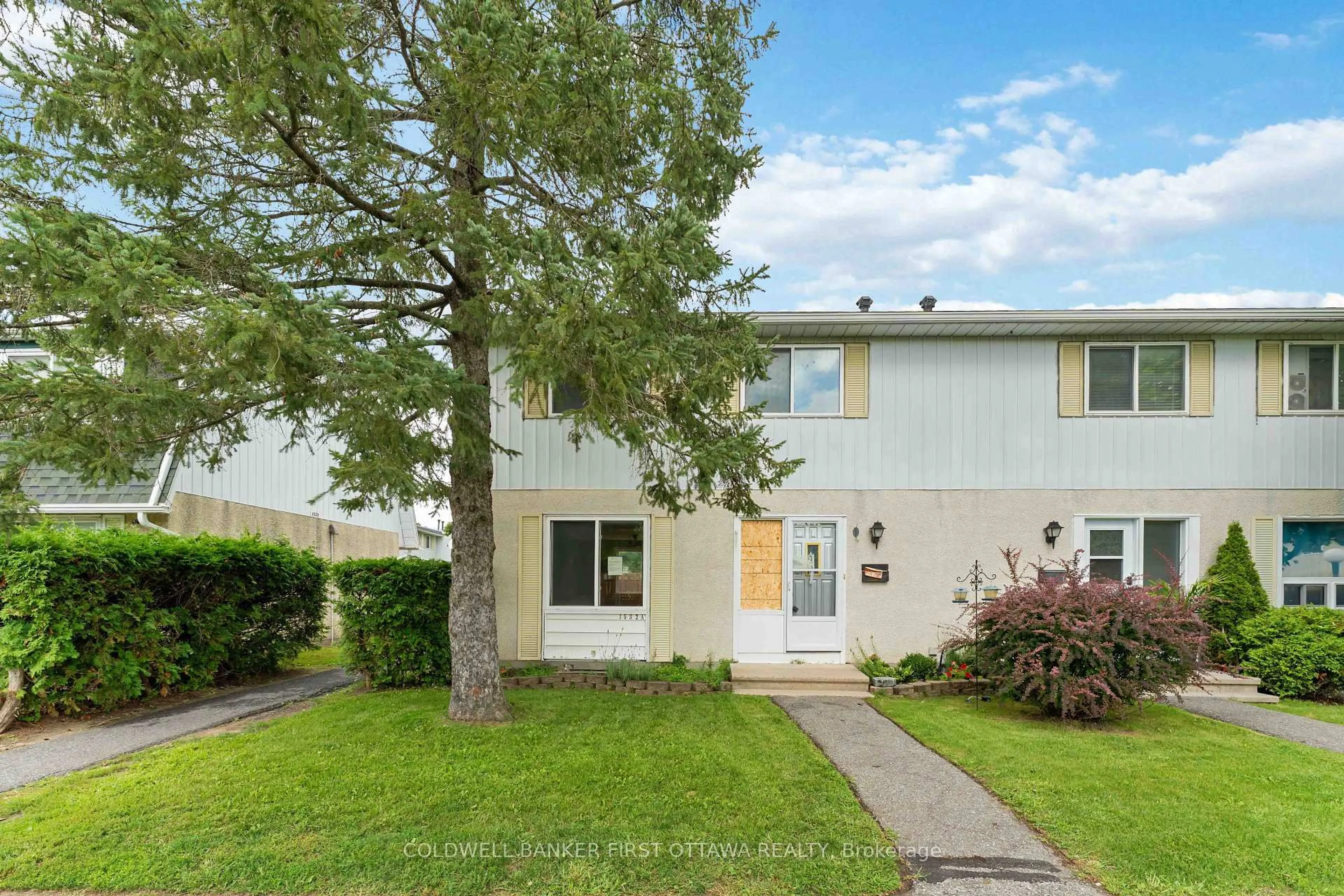 Unknown for 1532 Beaverpond Dr #A, Ottawa Ontario K1B 3R9