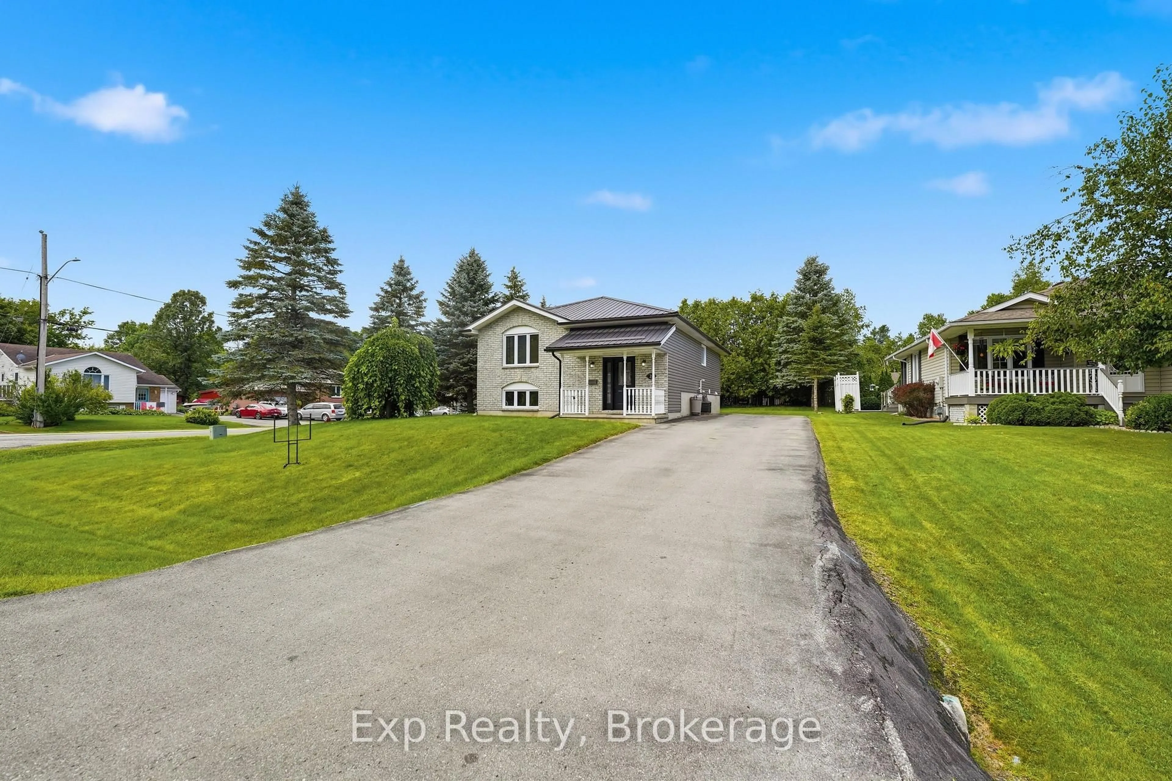 A pic from outside/outdoor area/front of a property/back of a property/a pic from drone, water/lake/river/ocean view for 21 South Maloney St, Limoges Ontario K0K 2M0