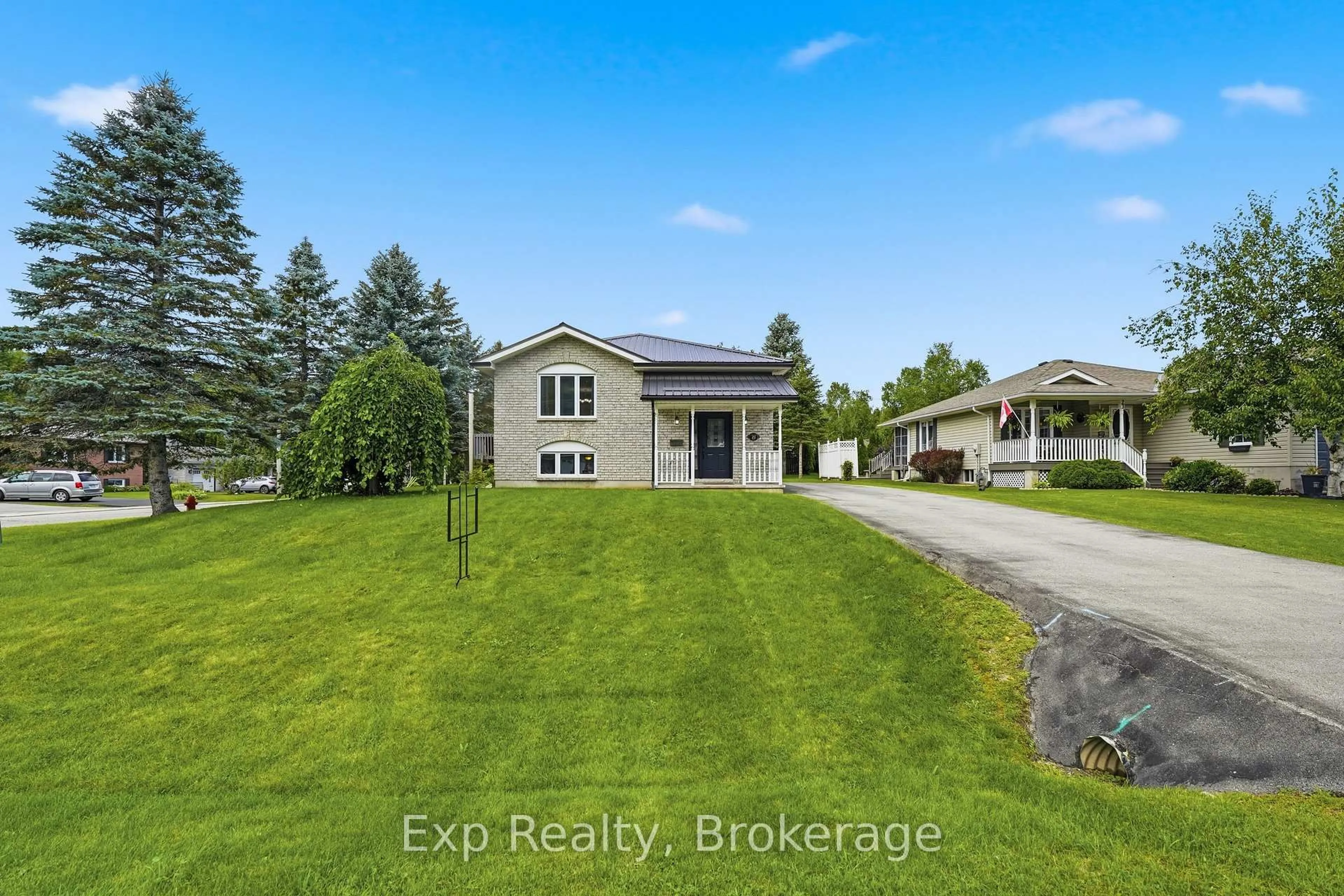 A pic from outside/outdoor area/front of a property/back of a property/a pic from drone, water/lake/river/ocean view for 21 South Maloney St, Limoges Ontario K0K 2M0