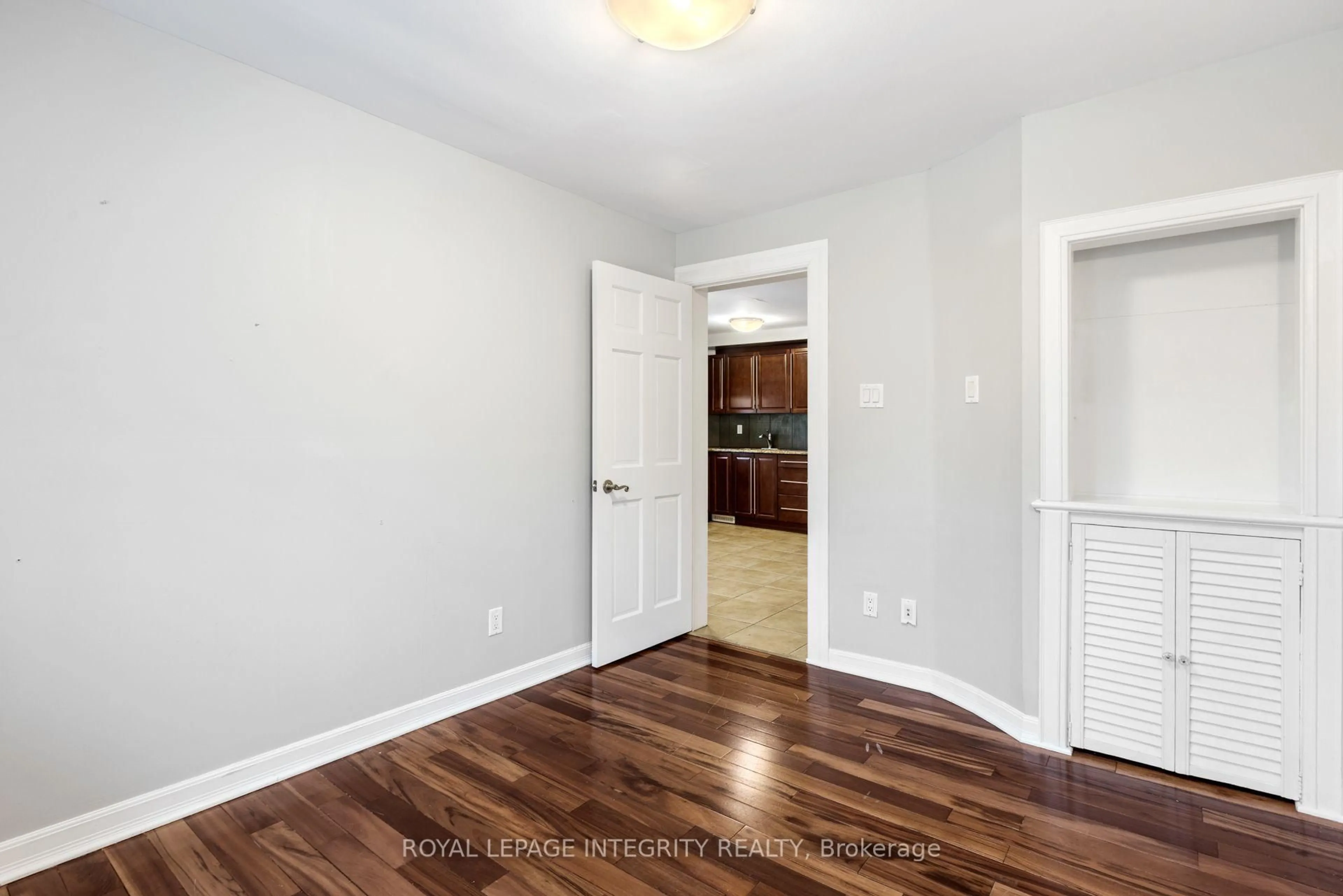 Unknown for 240 Blackburn Ave, Ottawa Ontario K1N 8A8