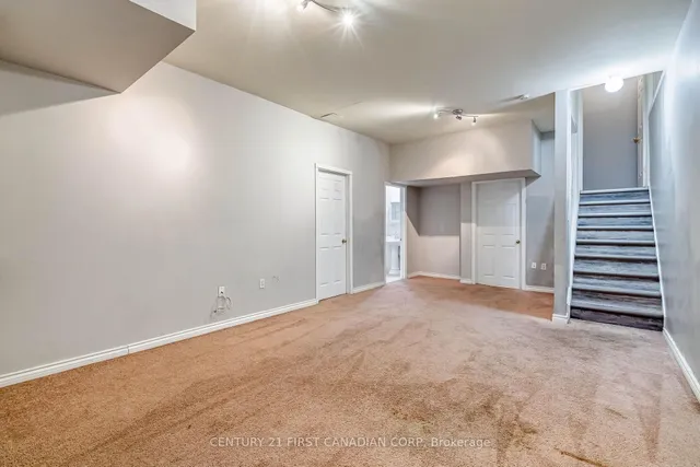 185 North Centre Rd #22, London North 5