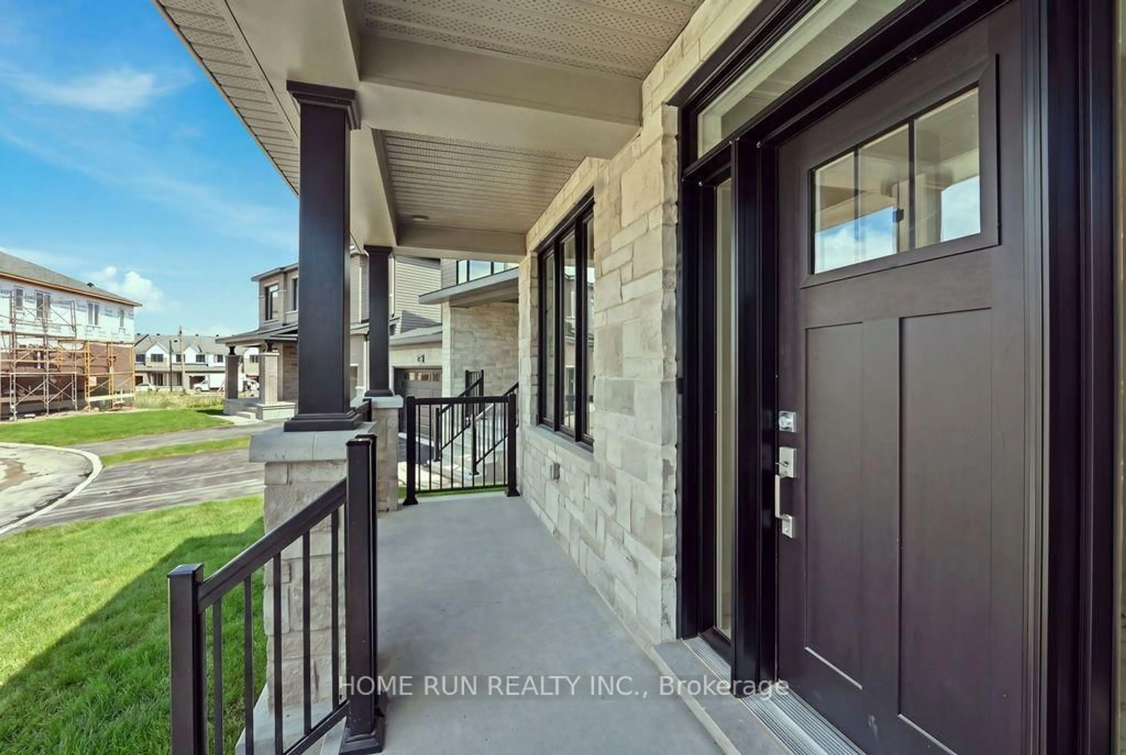 Indoor entryway for 359 Vibert Douglas Dr, Kanata Ontario K2W 0M4