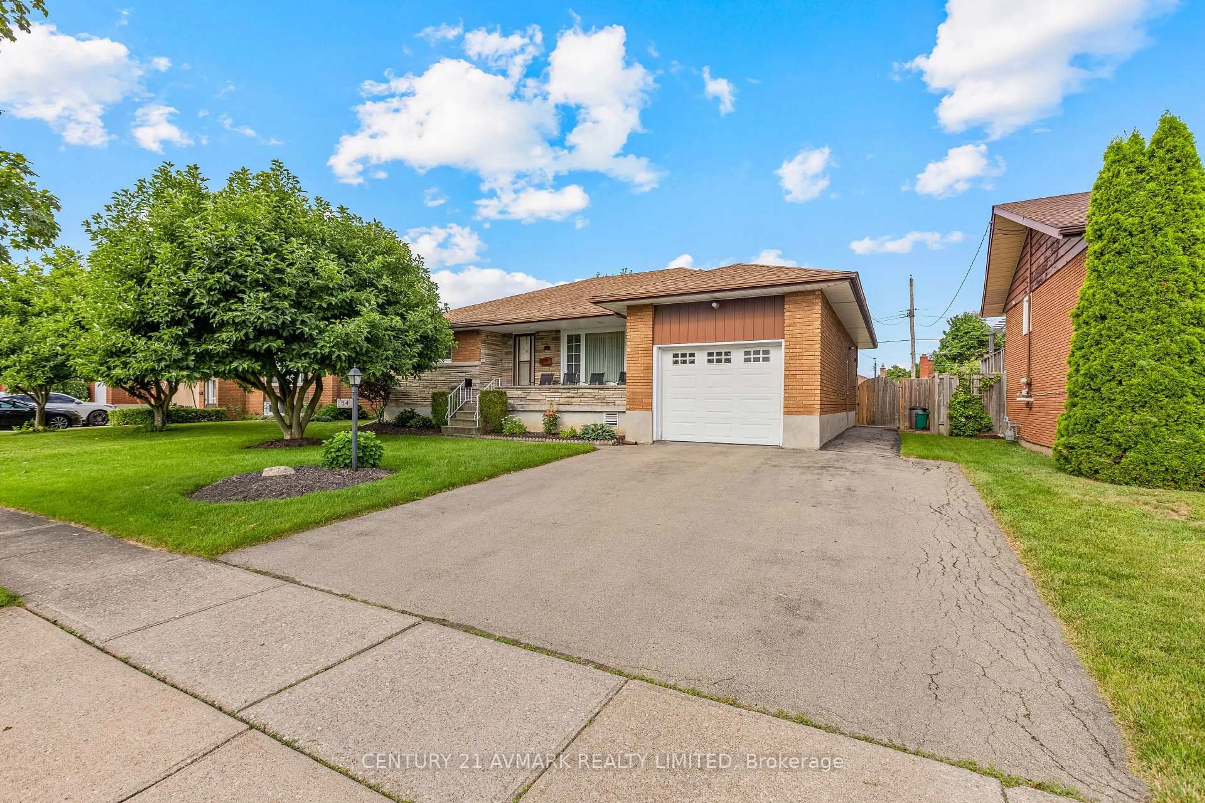 Home with brick exterior material, street for 54 Classic Ave, Welland Ontario L3B 1P5