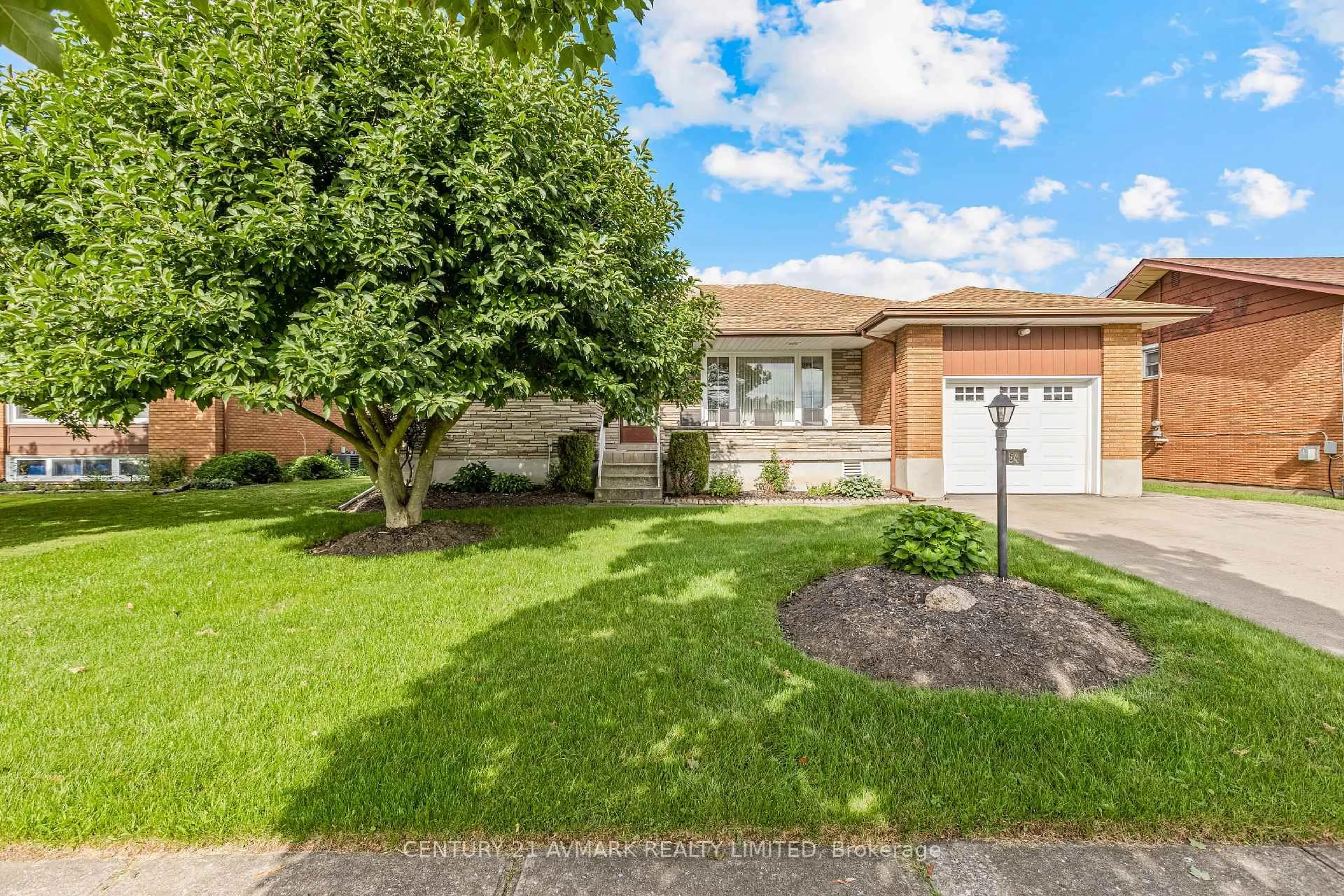 Home with brick exterior material, street for 54 Classic Ave, Welland Ontario L3B 1P5