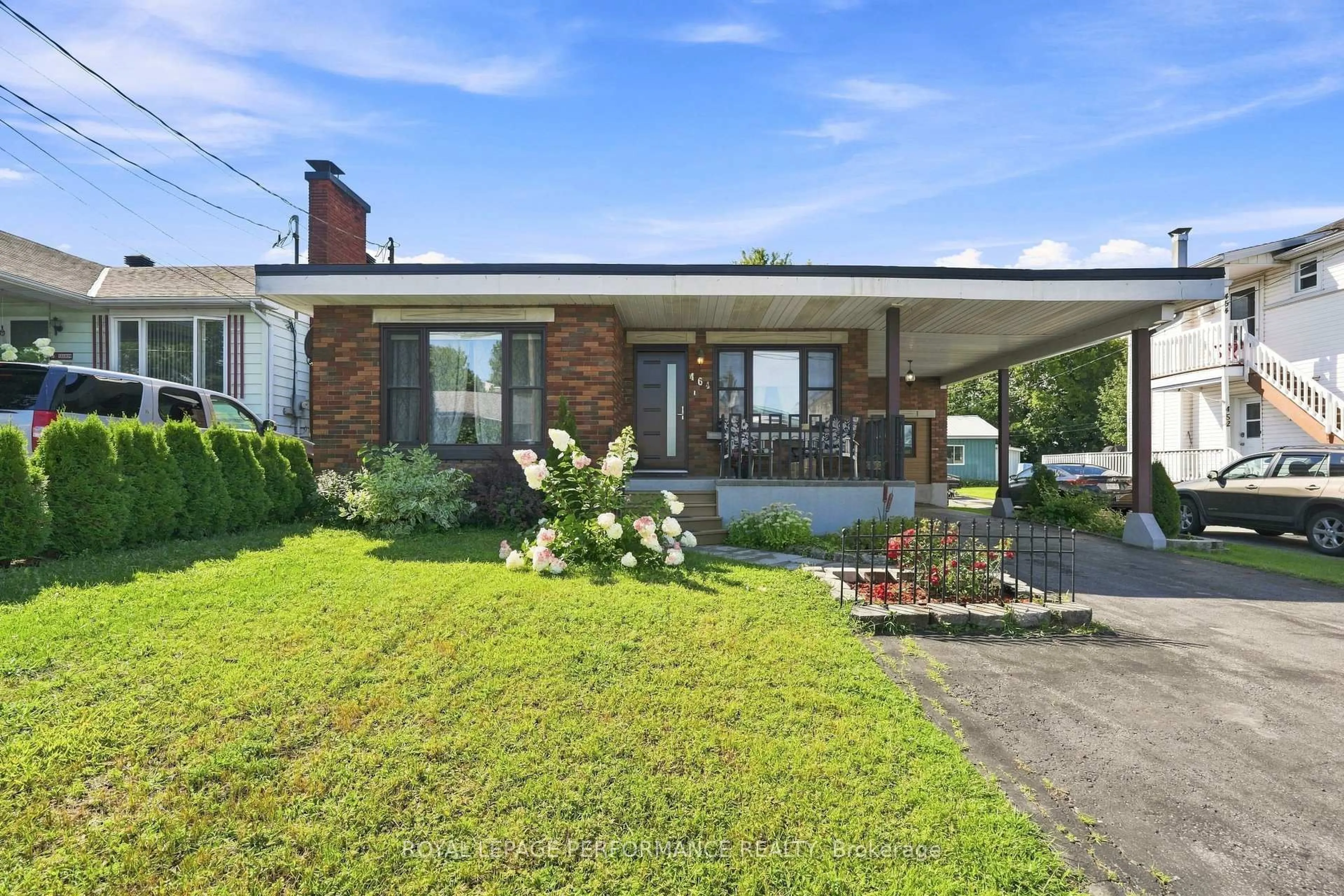 Unknown for 464 Laurier St, Hawkesbury Ontario K6A 2A6