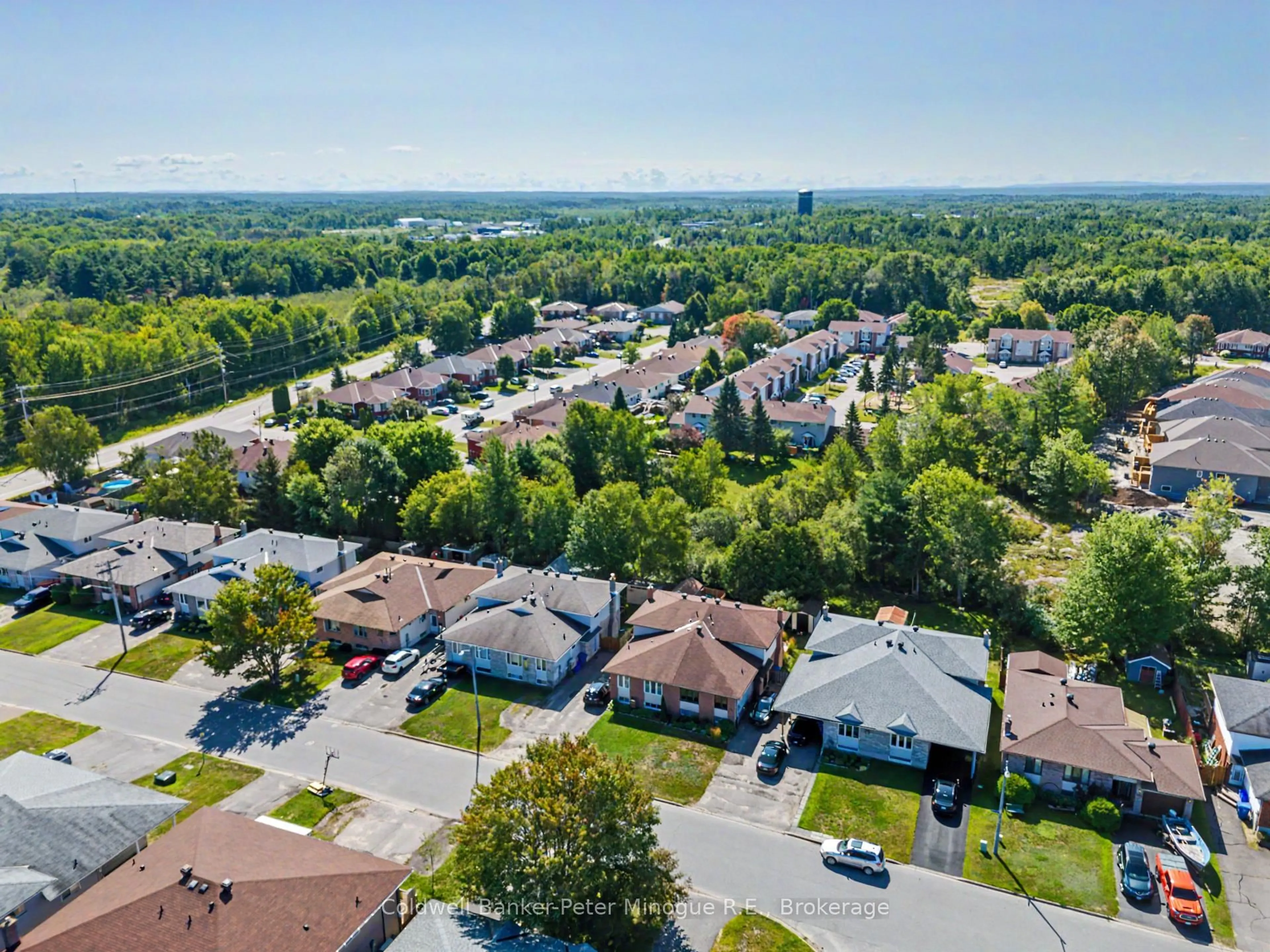 A pic from outside/outdoor area/front of a property/back of a property/a pic from drone, street for 191 Massey Dr, North Bay Ontario P1A 4G9